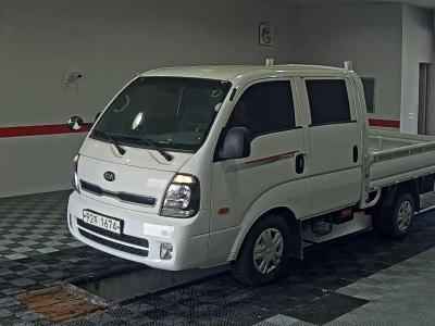 KIA BONGO III CARGO 1 TON DOUBE CAB EXTRA WHEEBASE
