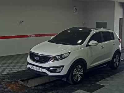 KIA SPORTAGE R