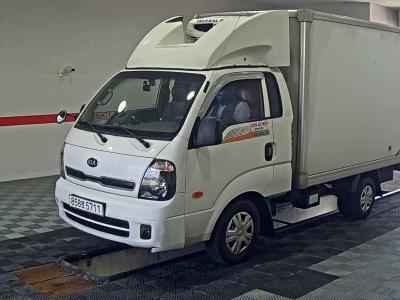 KIA BONGO III CARGO KING CAB EXTRA WHEELBASE