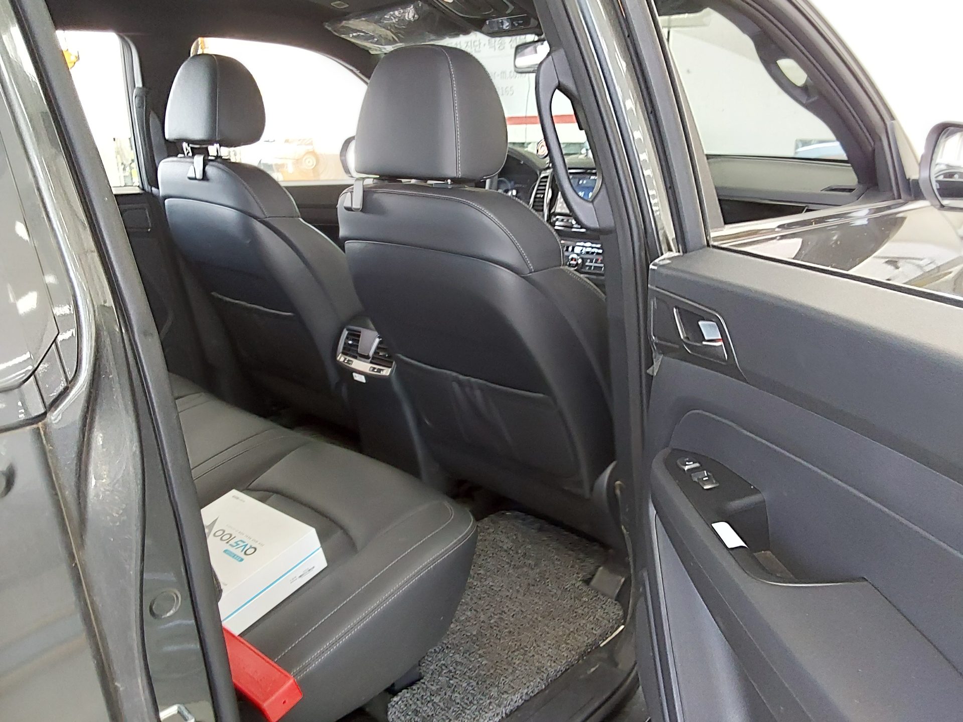 2023 - ssangyong rexton