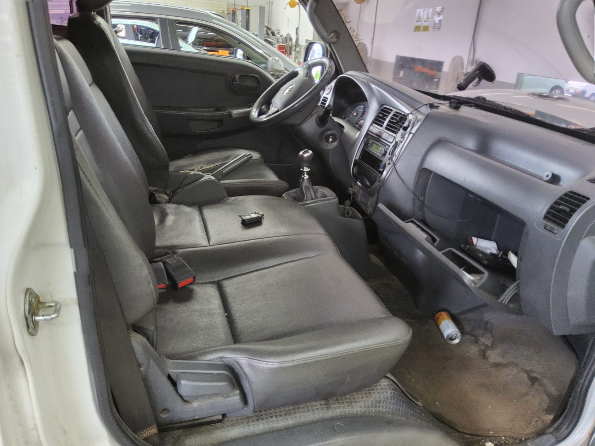 2016 - kia bongo