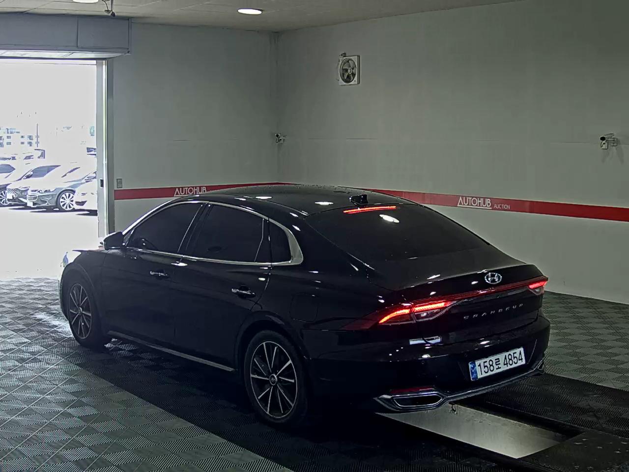 2022 - hyundai grandeur