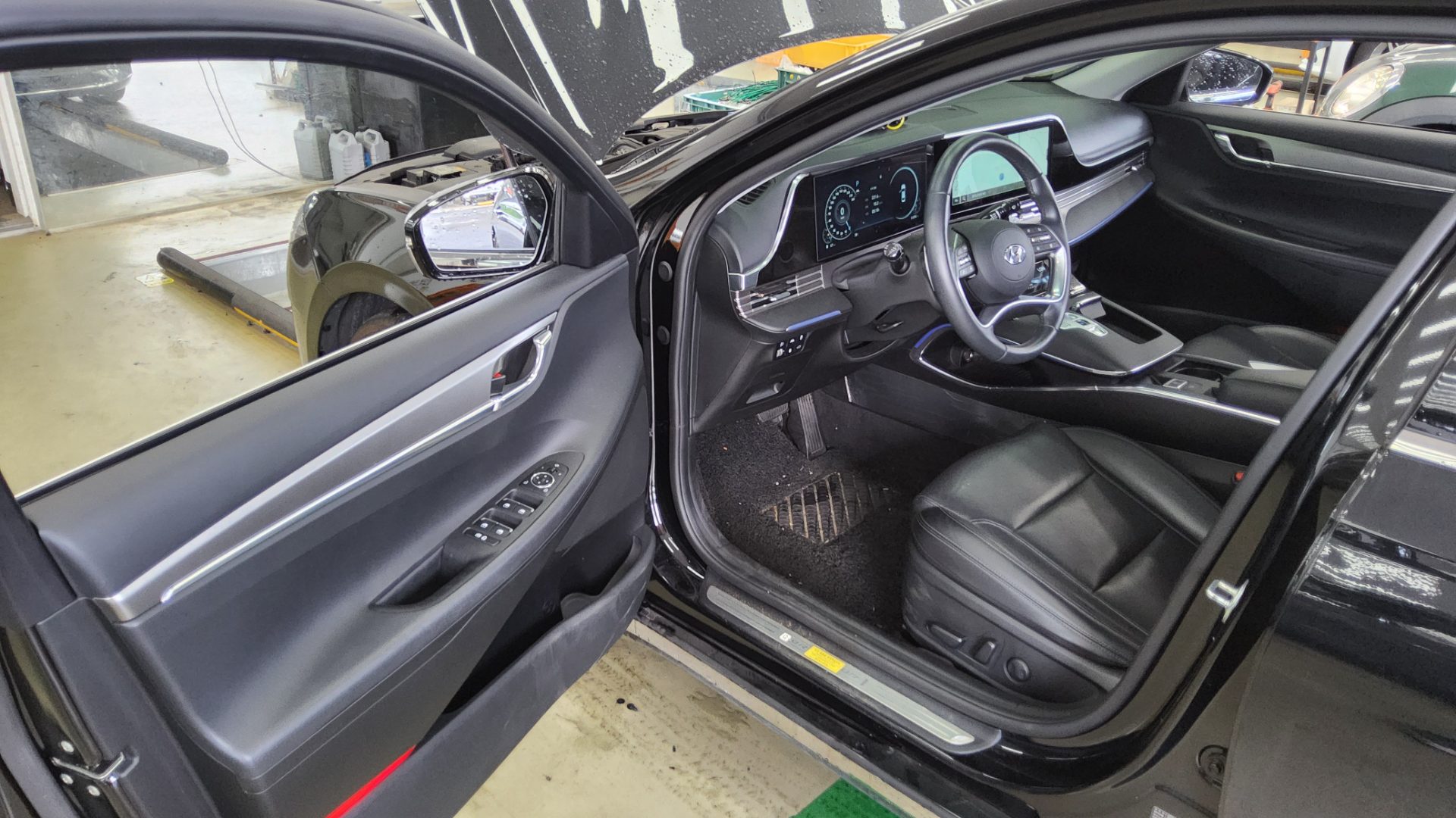 2022 - hyundai grandeur