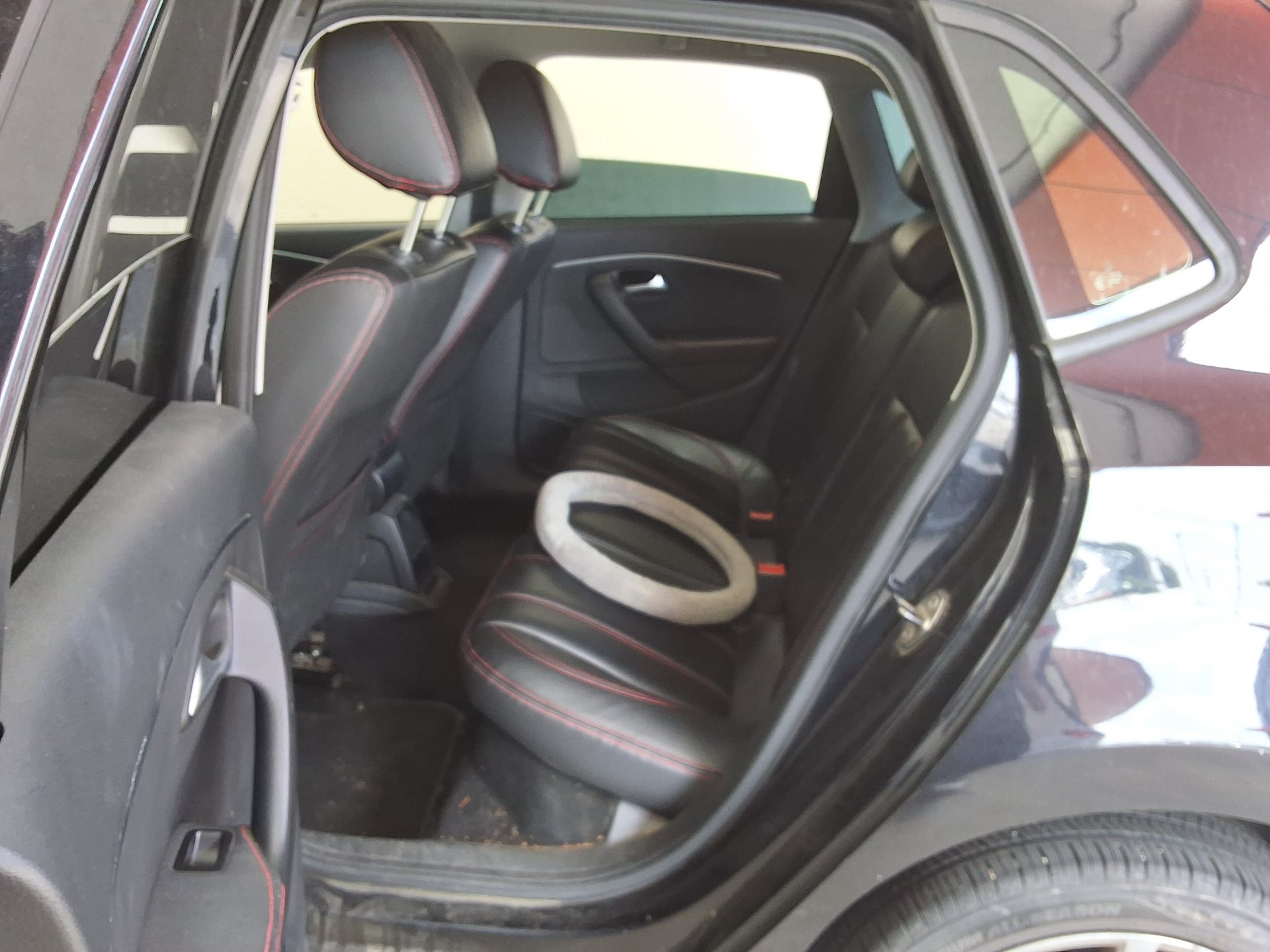 2015 - volkswagen polo