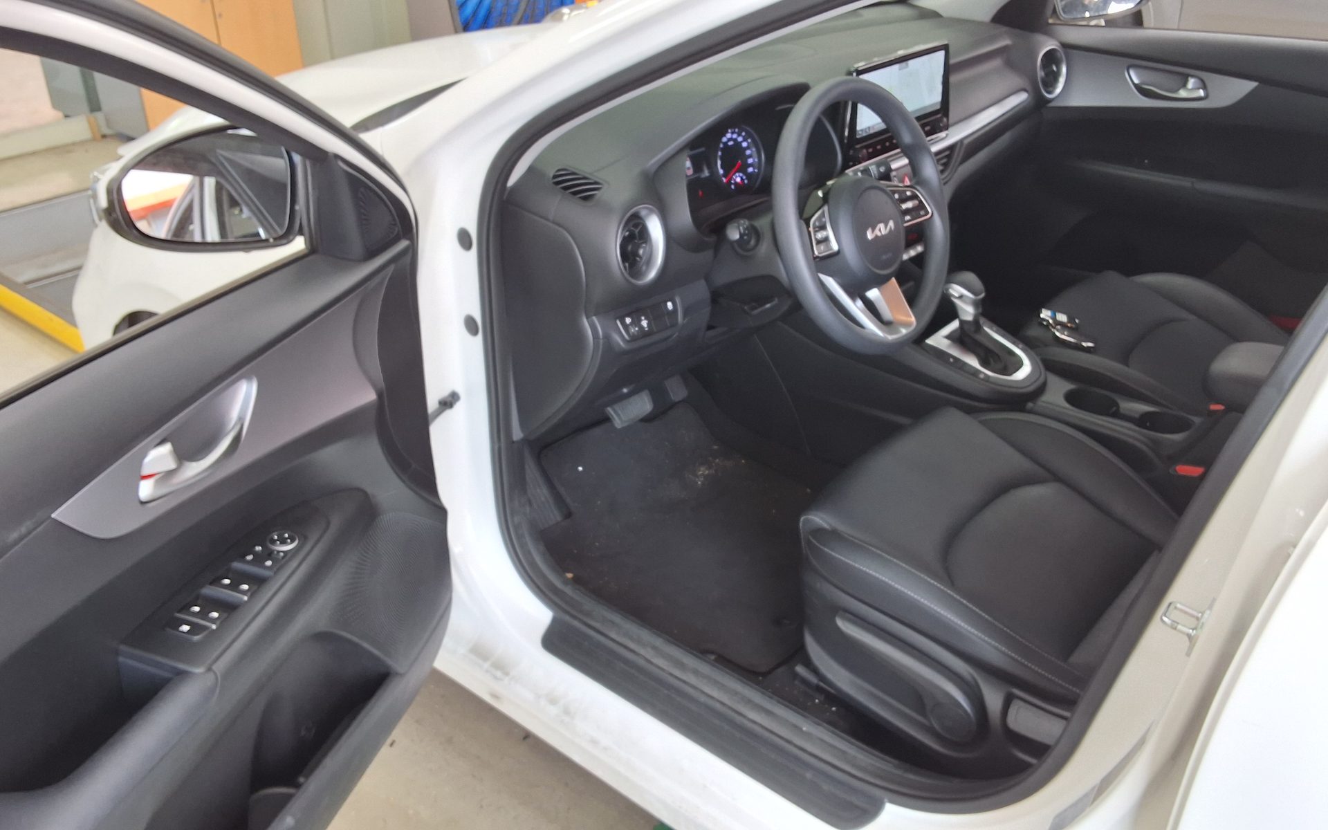 2022 - kia k3