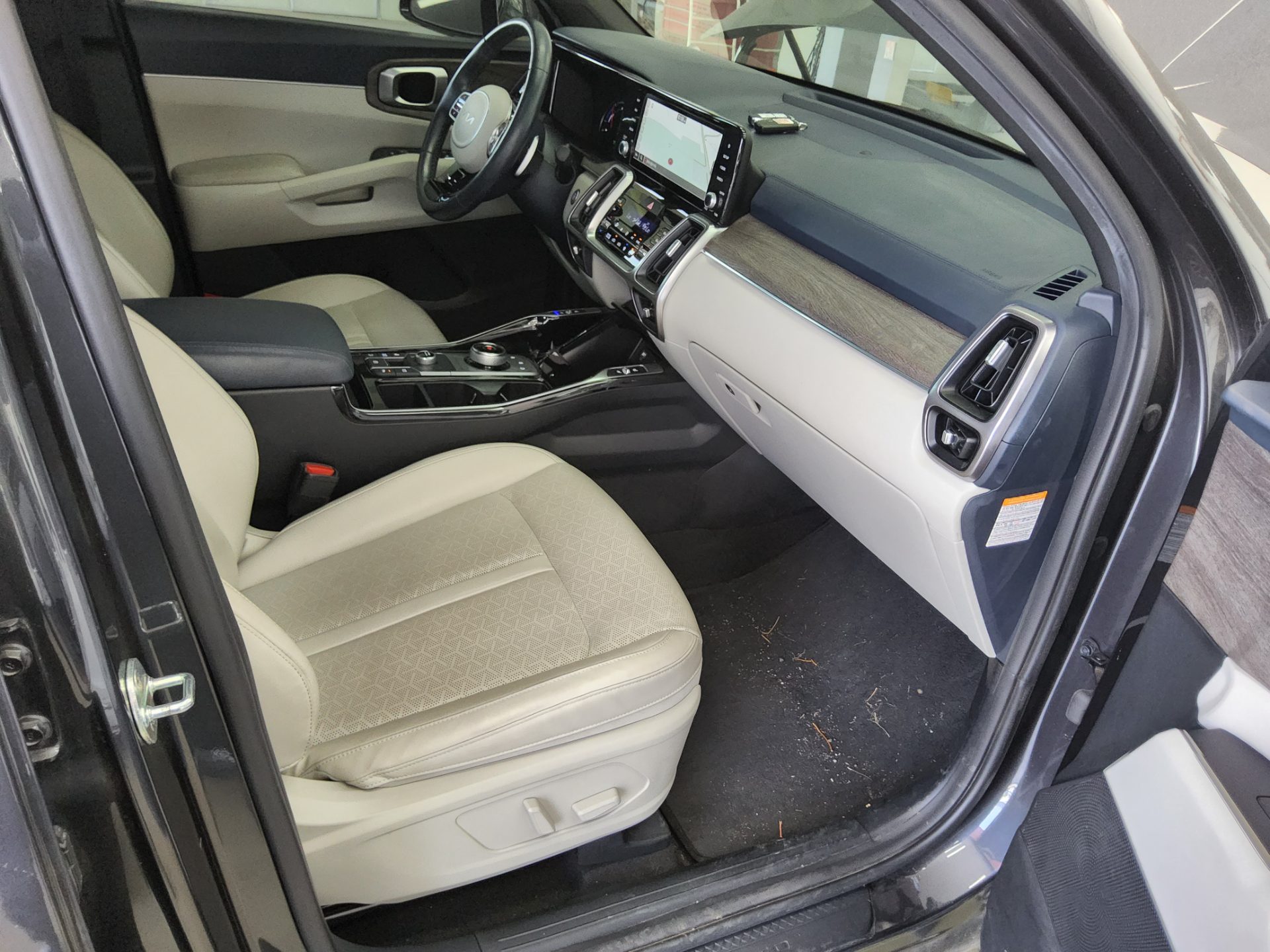 2022 - kia sorento