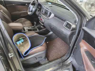 كيا الجديد كلياً سورينتو R2.0 دفع ثنائي Noblesse Special 2015 NOBLESSE SPECIAL
