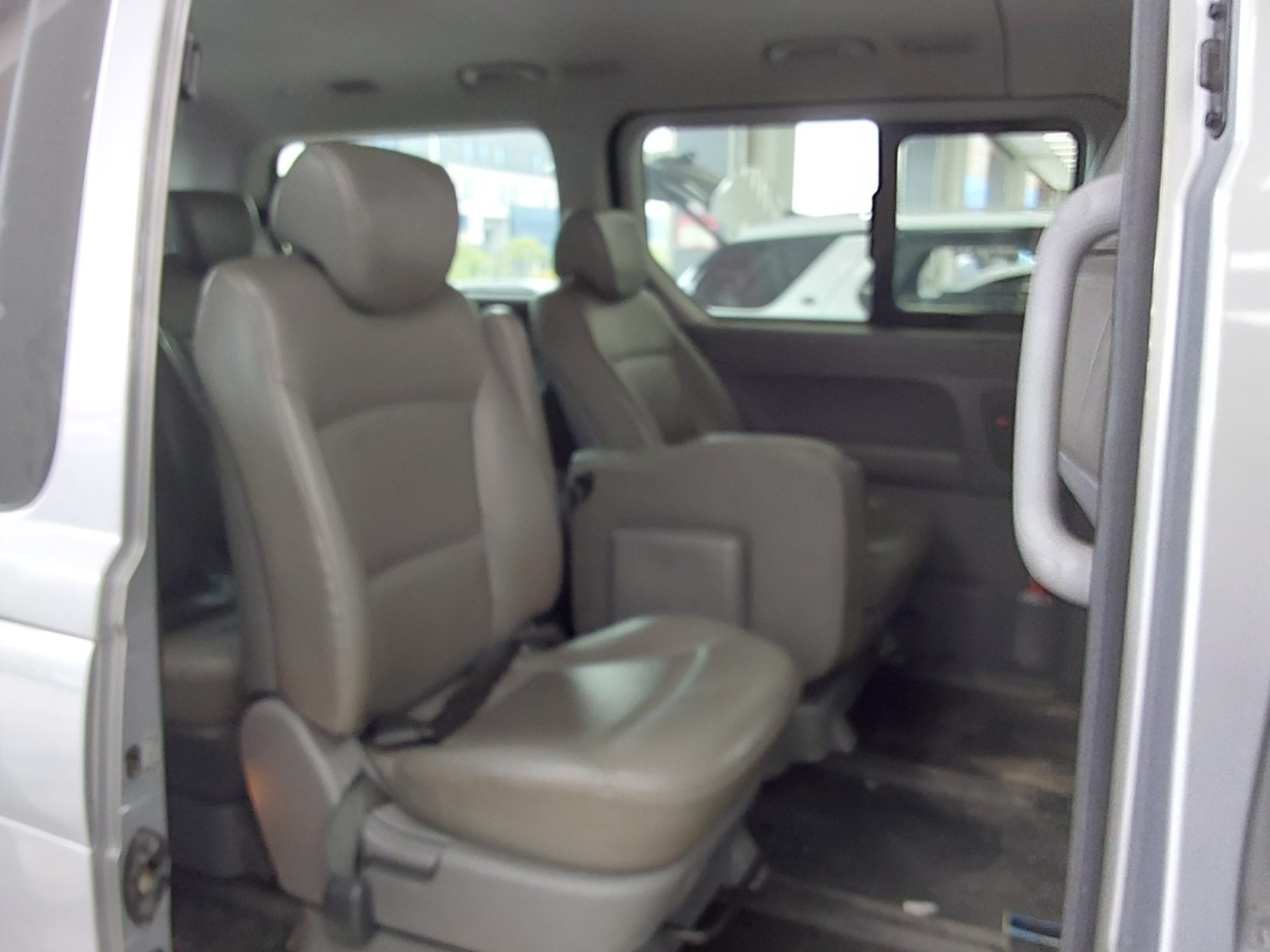 2020 - hyundai grand starex