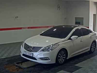 HYUNDAI GRANDEUR HG HG 240