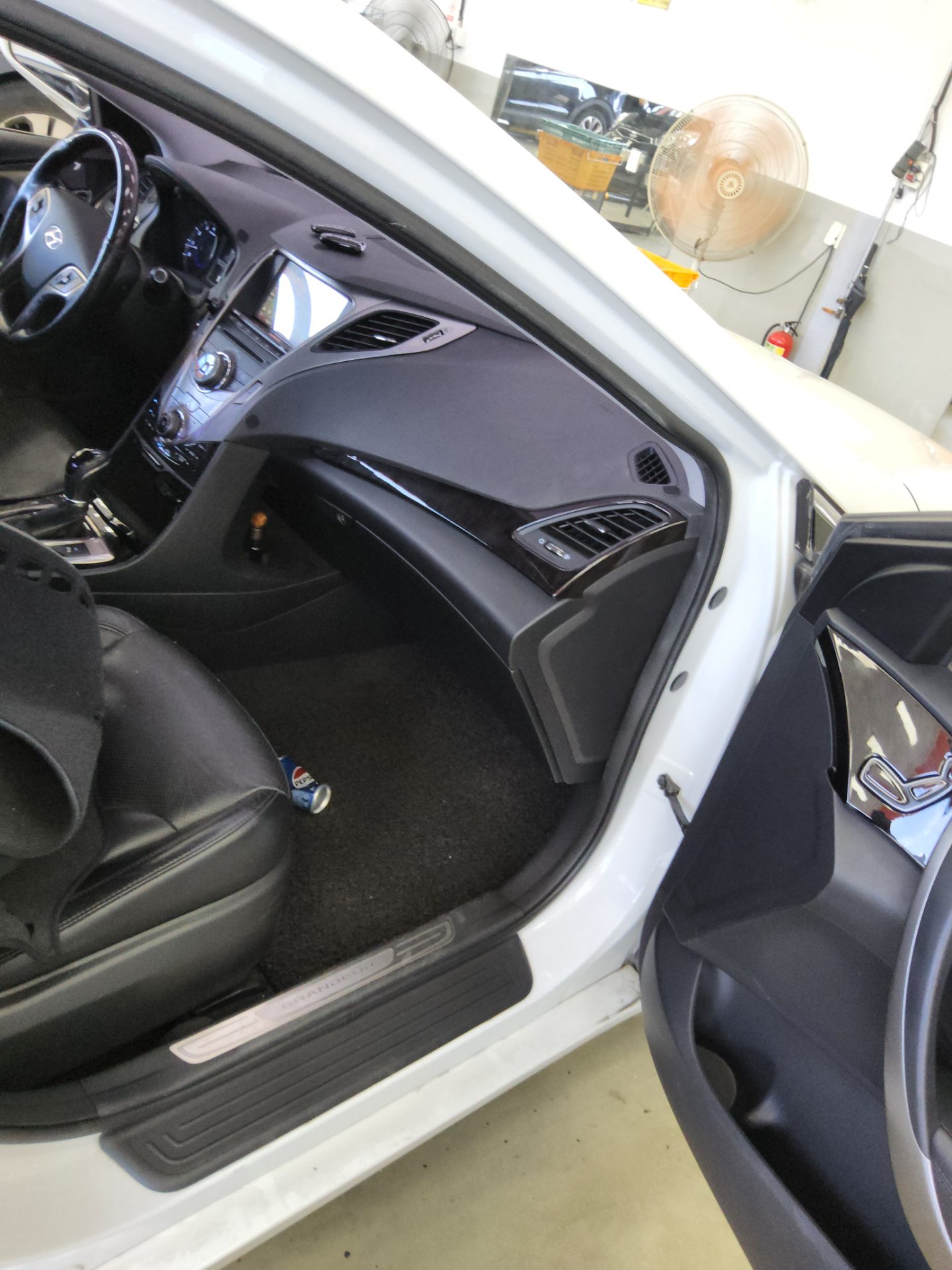 2012 - hyundai grandeur