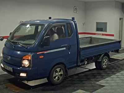 HYUNDAI PORTER II SUPER CAB EXTRA WHEELBASE