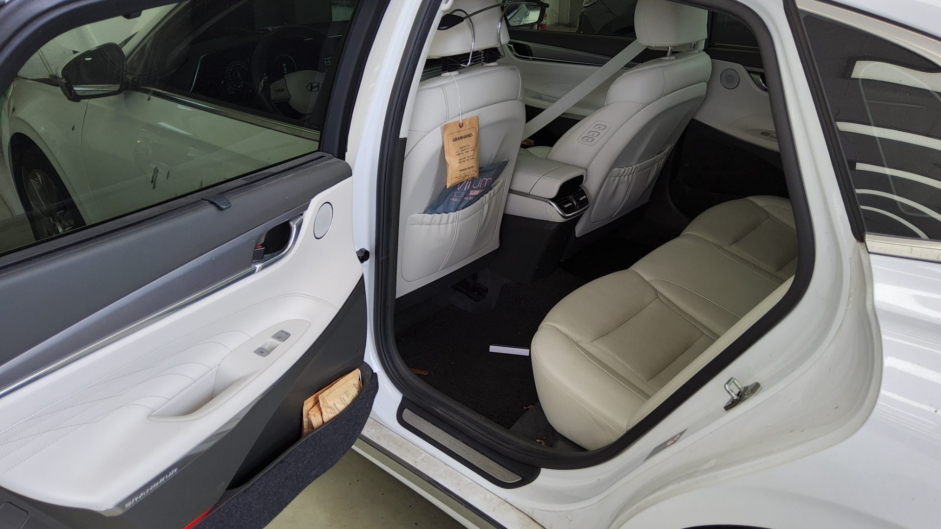 2022 - hyundai grandeur