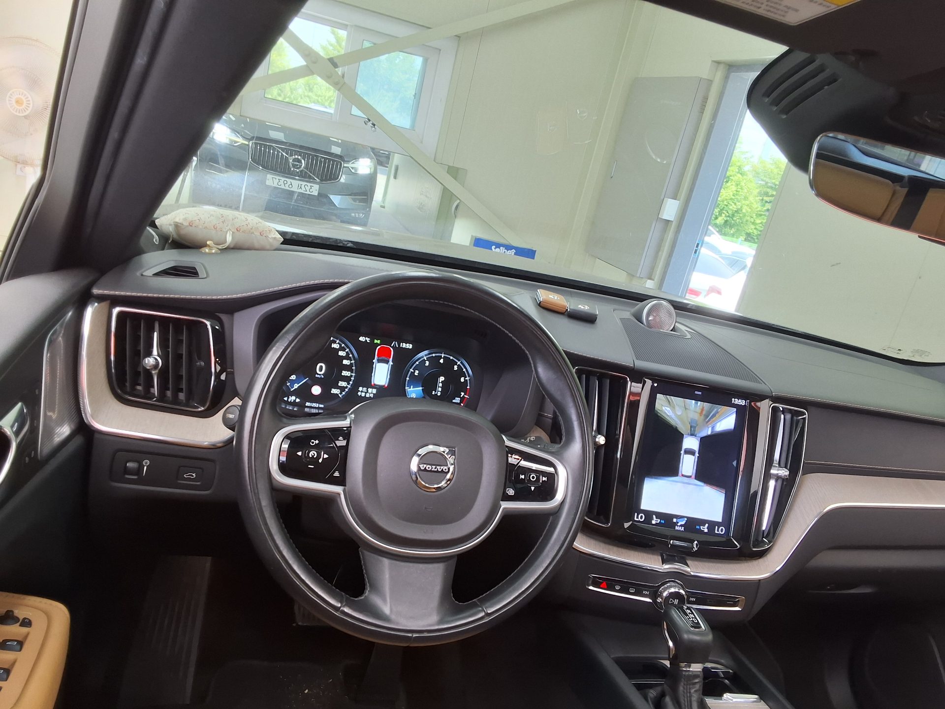 2018 - volvo xc60