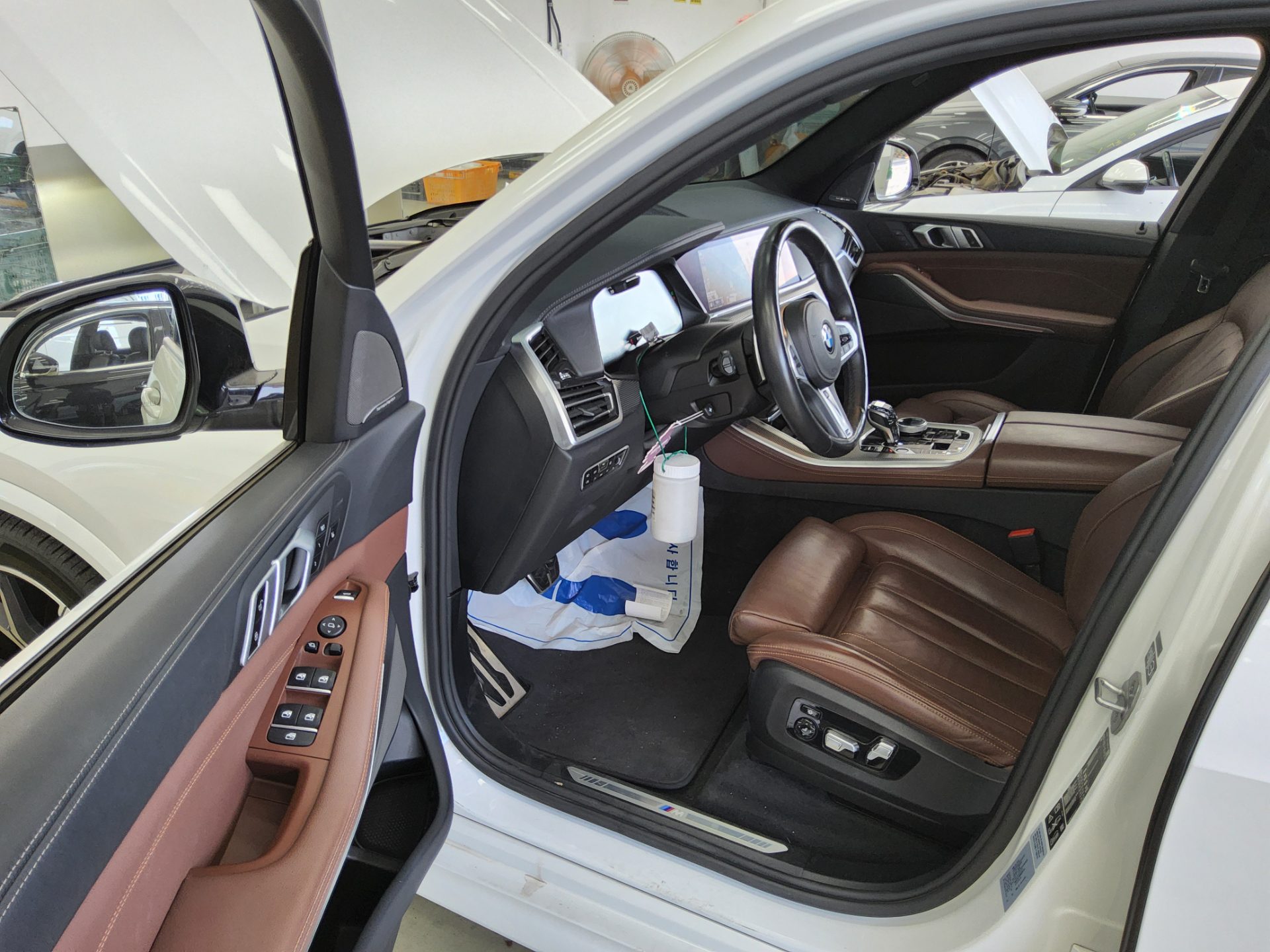 Bmw X5 2021 — صورة 3