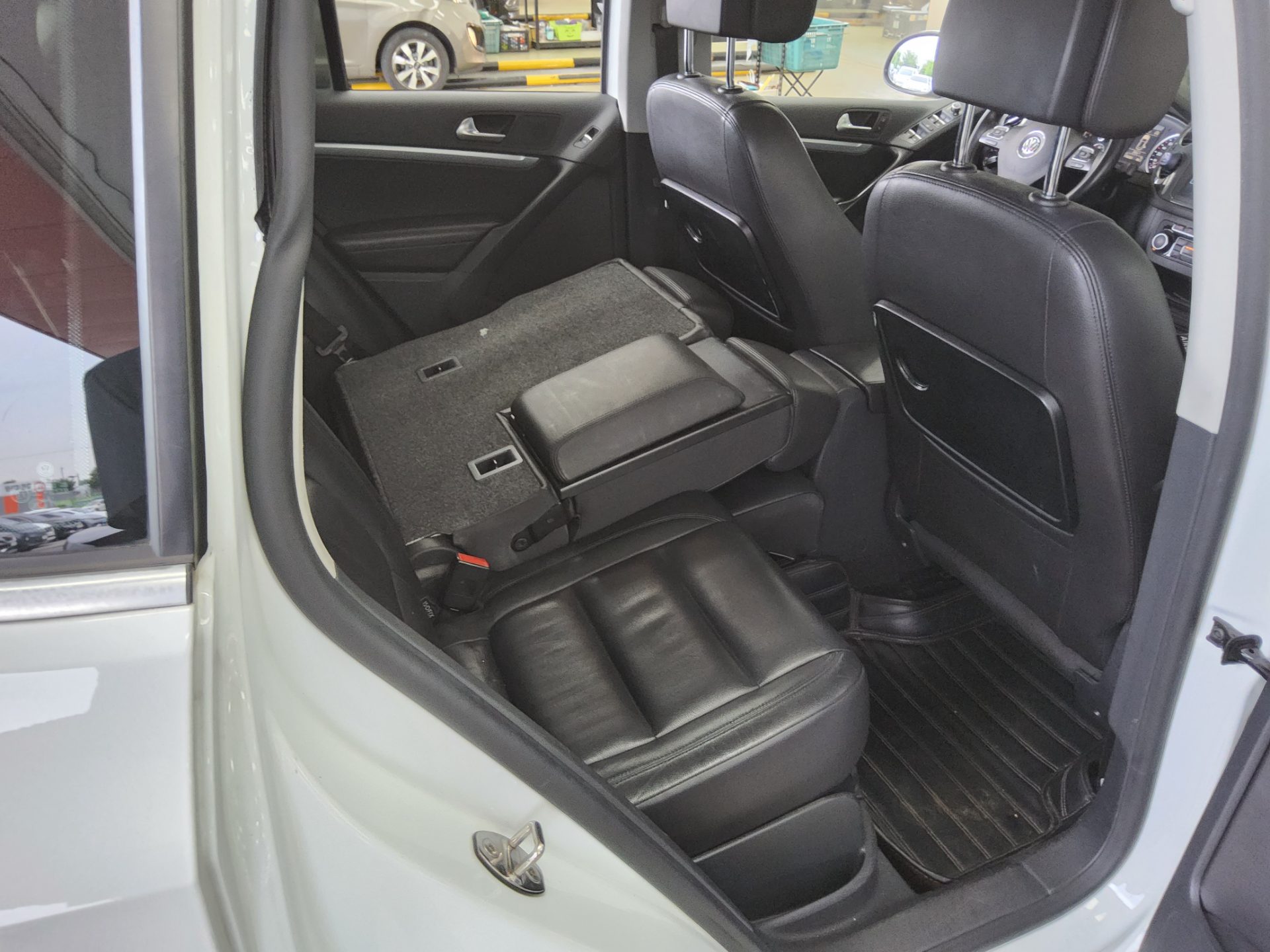2014 - volkswagen tiguan