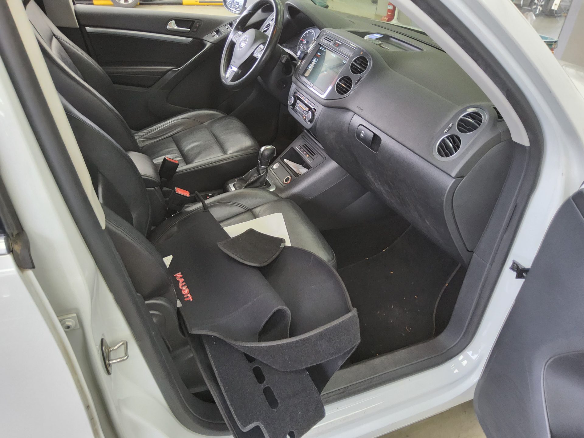 2014 - volkswagen tiguan