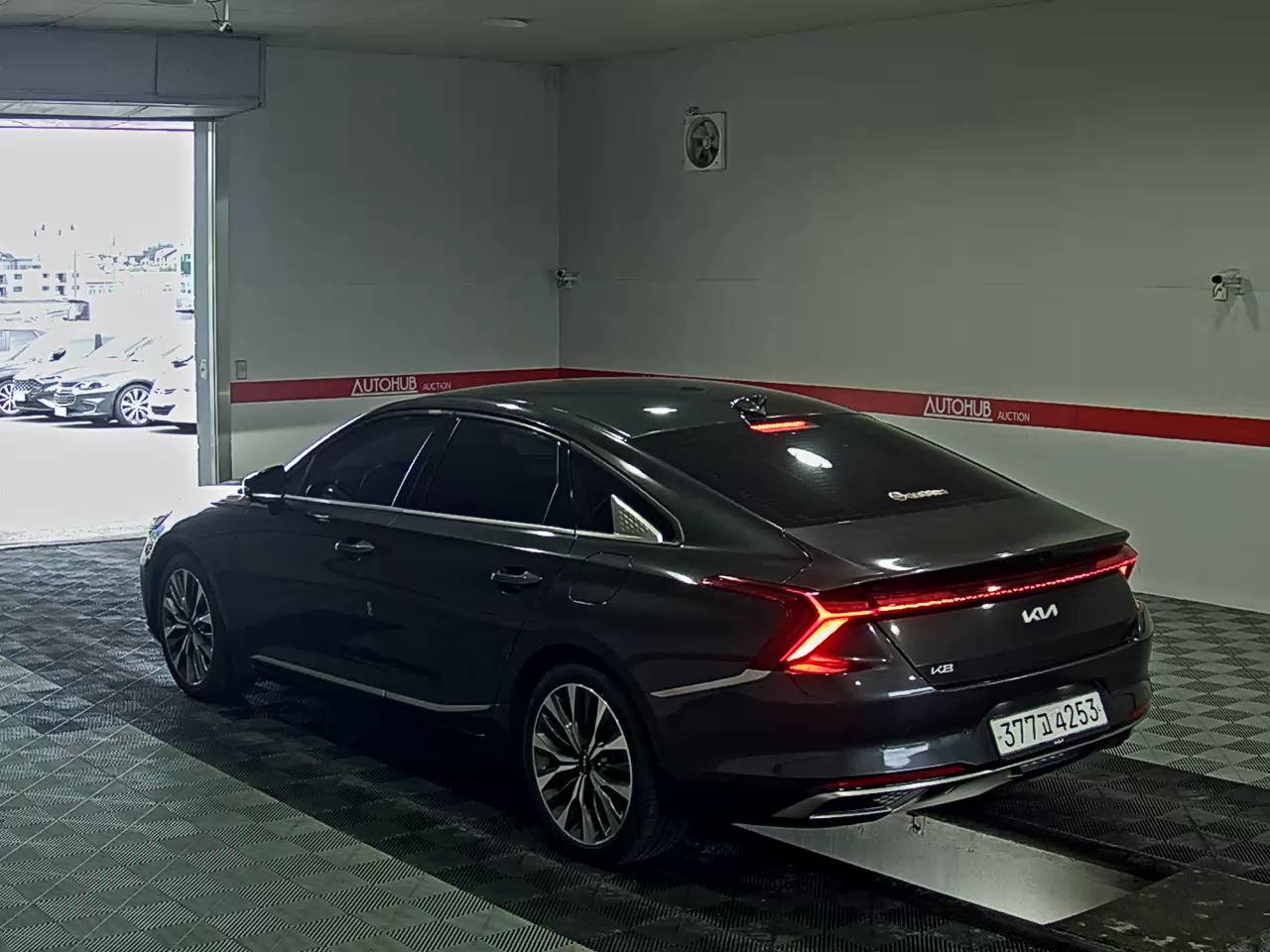 2022 - kia k8