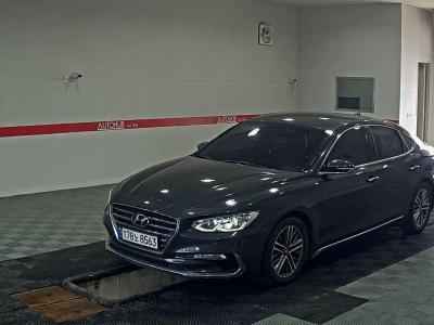 HYUNDAI GRANDEUR GDi