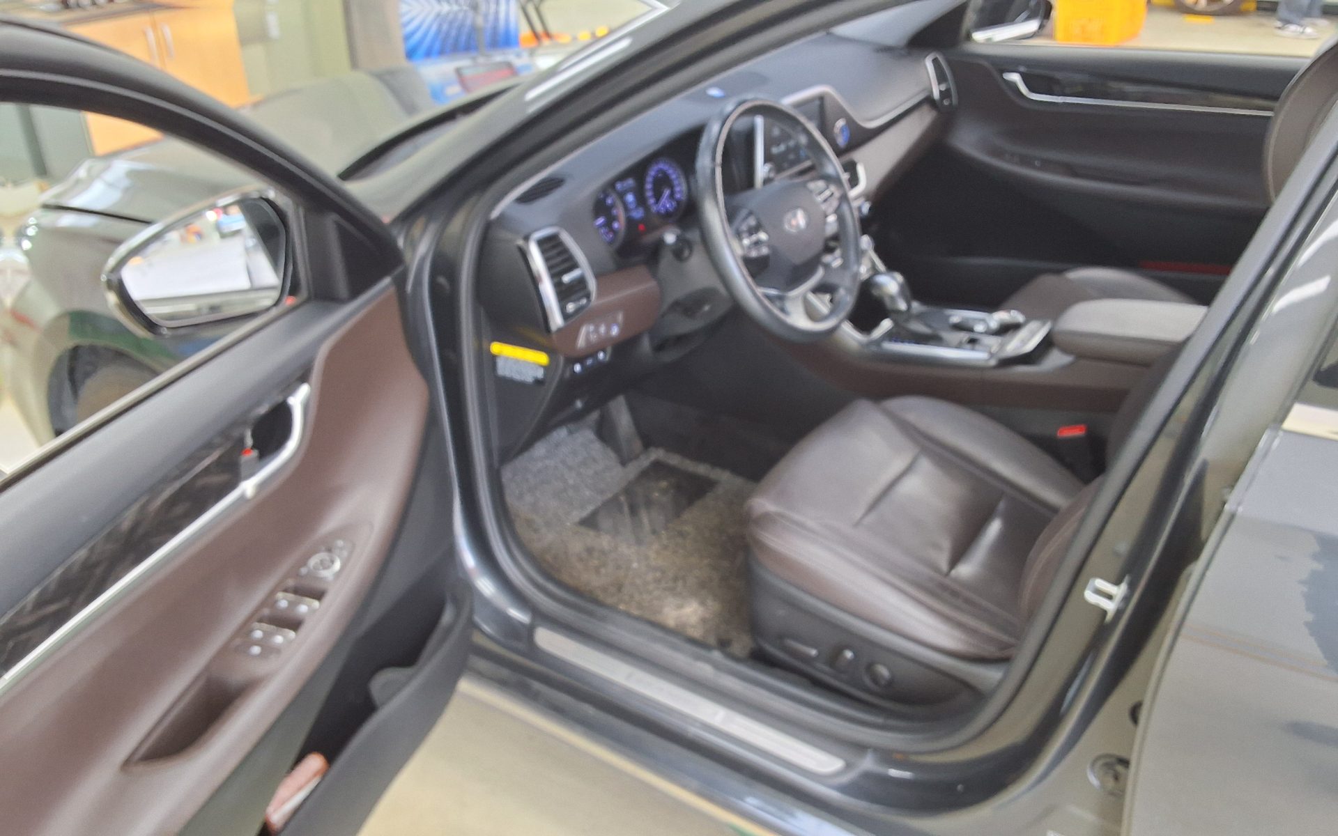 2019 - hyundai grandeur