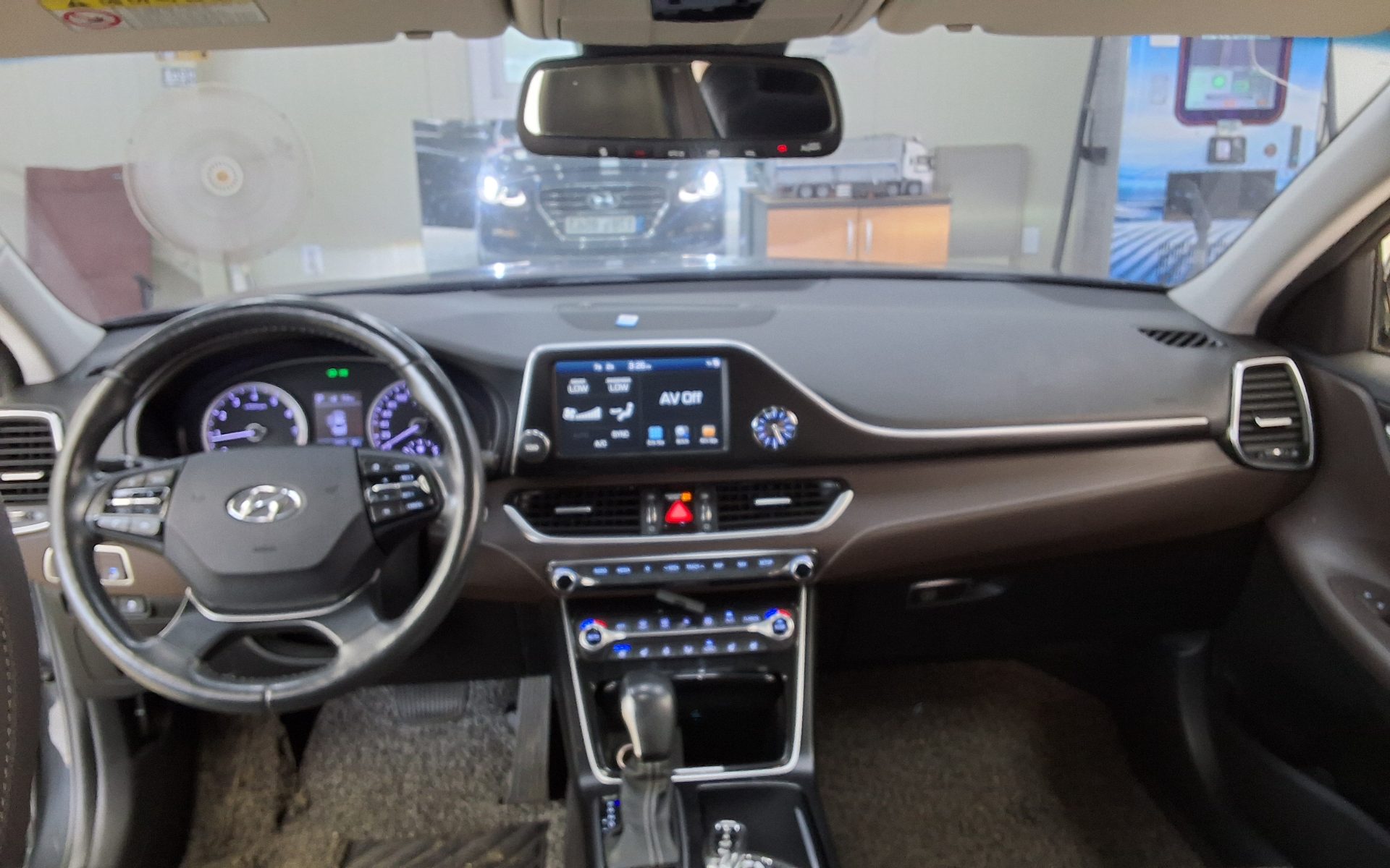 2019 - hyundai grandeur
