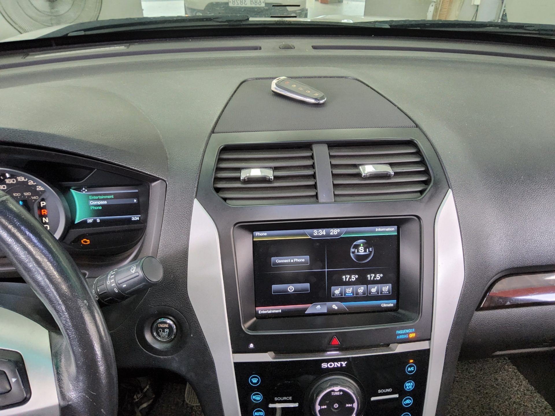 2014 - ford explorer