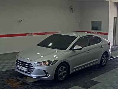 HYUNDAI AVANTE GDi