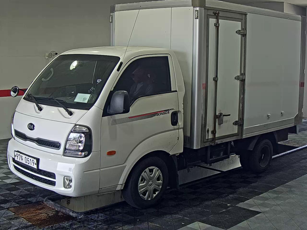 KIA BONGO III CARGO 1 TON STANDARD CAB EXTRA WHEEBASE