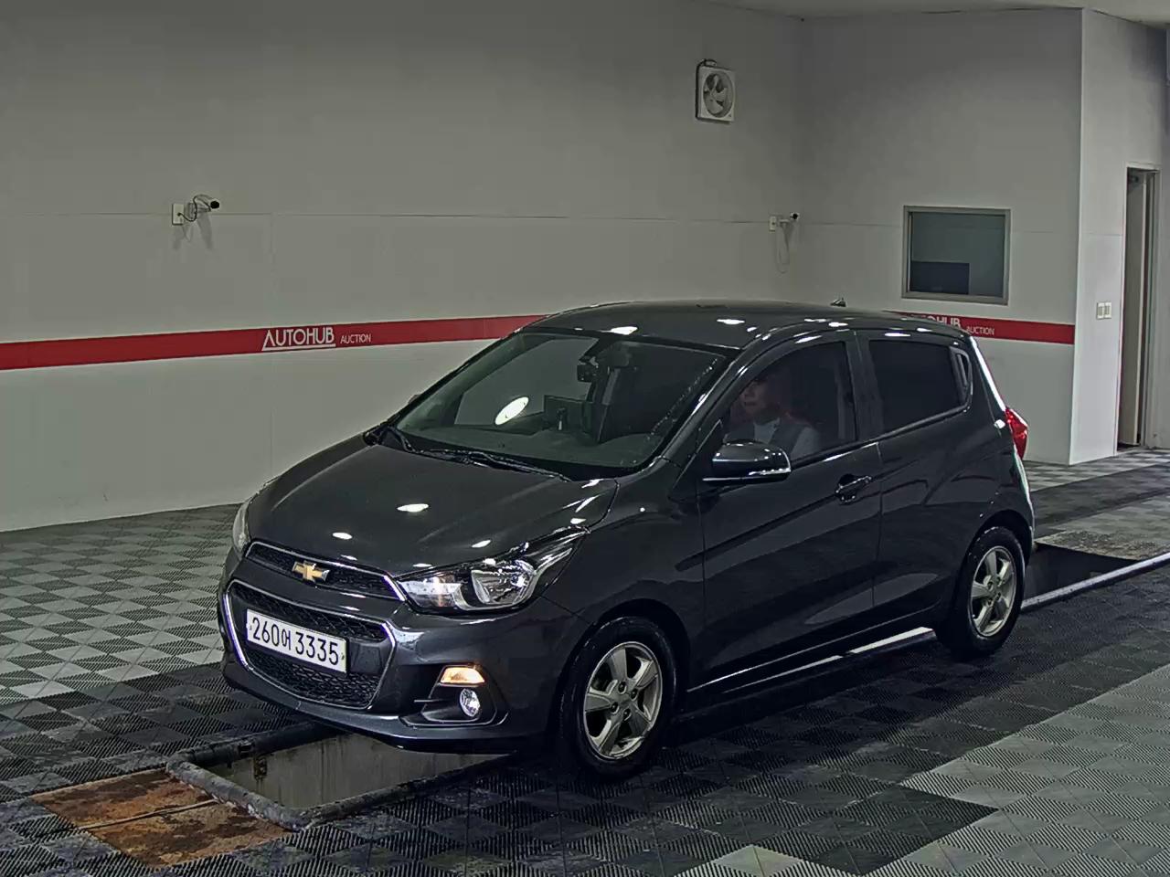 2017 - chevrolet spark