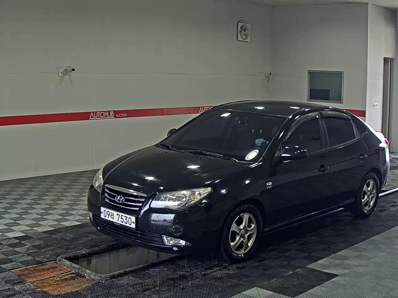 HYUNDAI AVANTE HD VVT E16 DELUXE