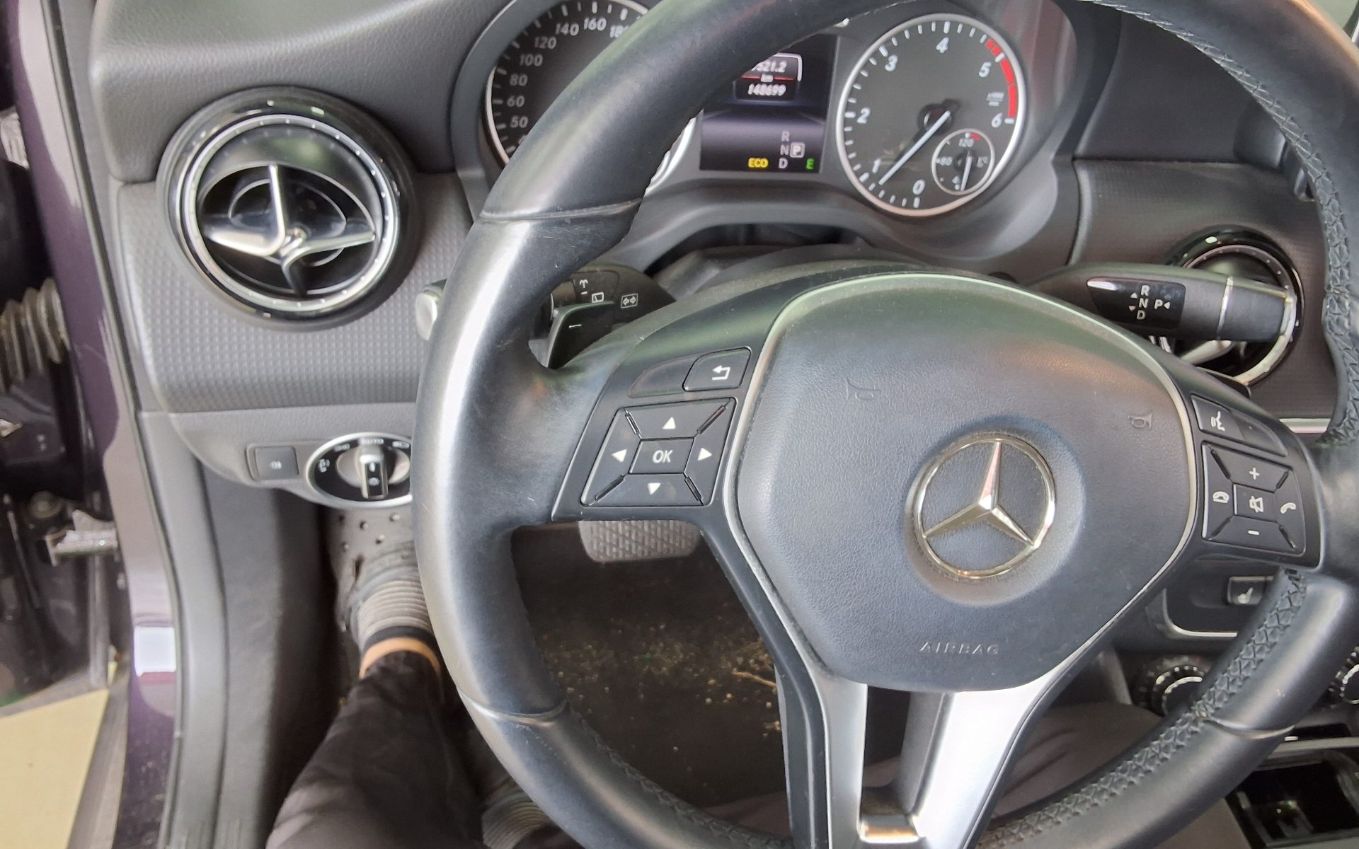 2014 - mercedes-benz a200