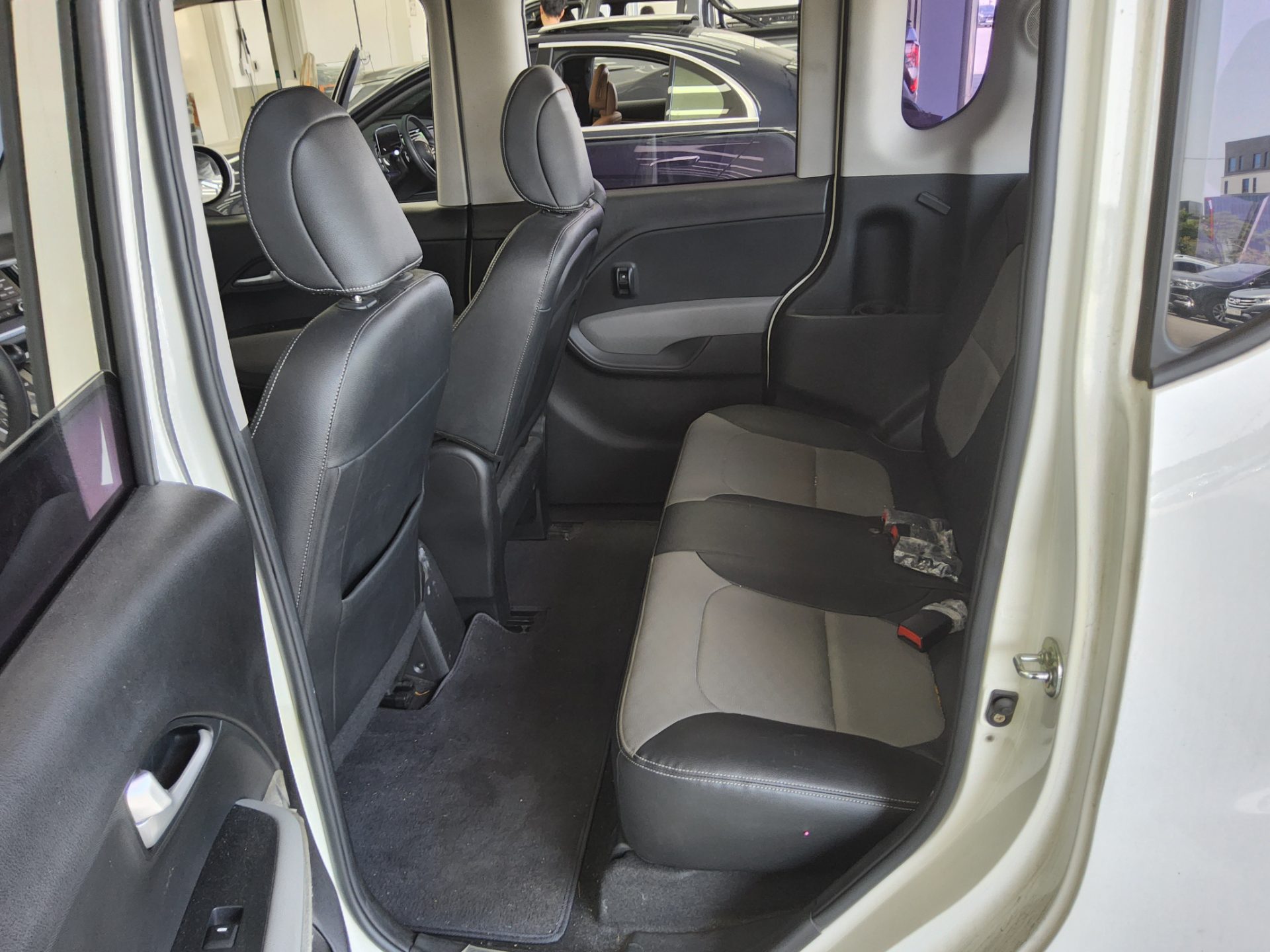 2018 - kia ray