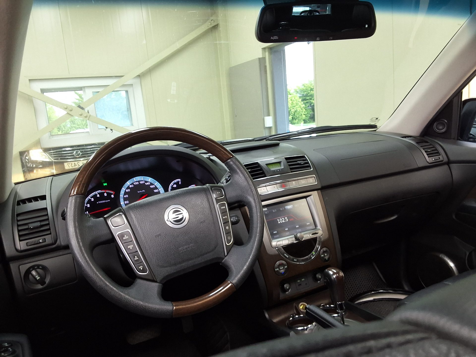 2013 - ssangyong rexton