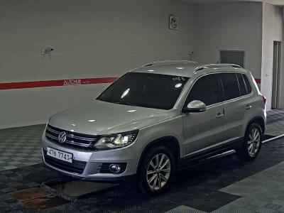 VOLKSWAGEN TIGUAN TDI BLUEMOTION