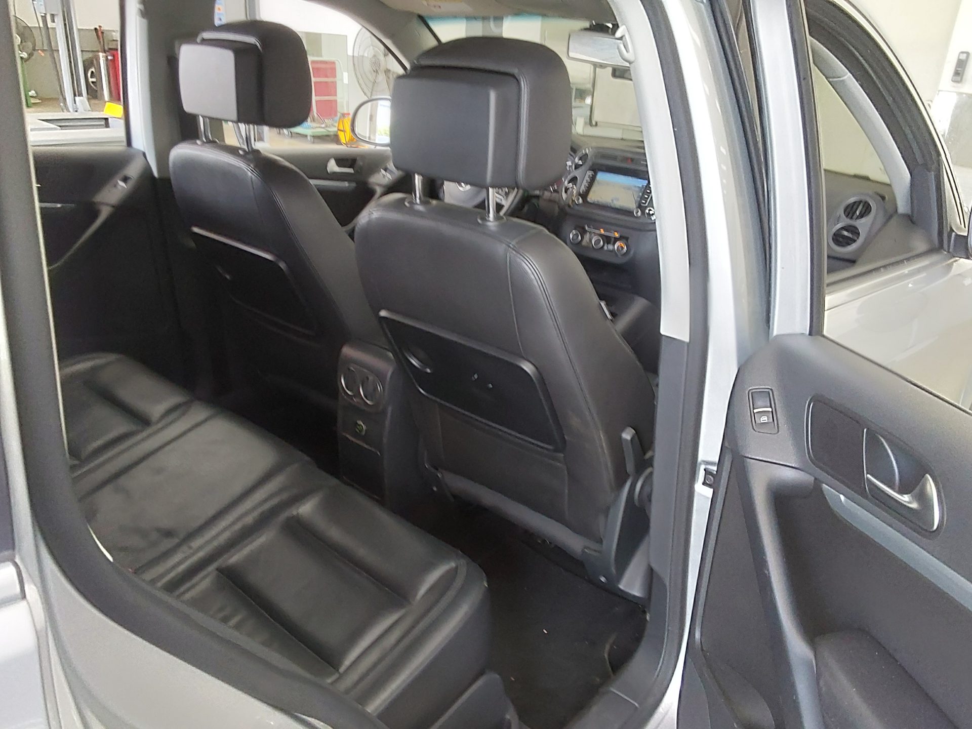 2015 - volkswagen tiguan