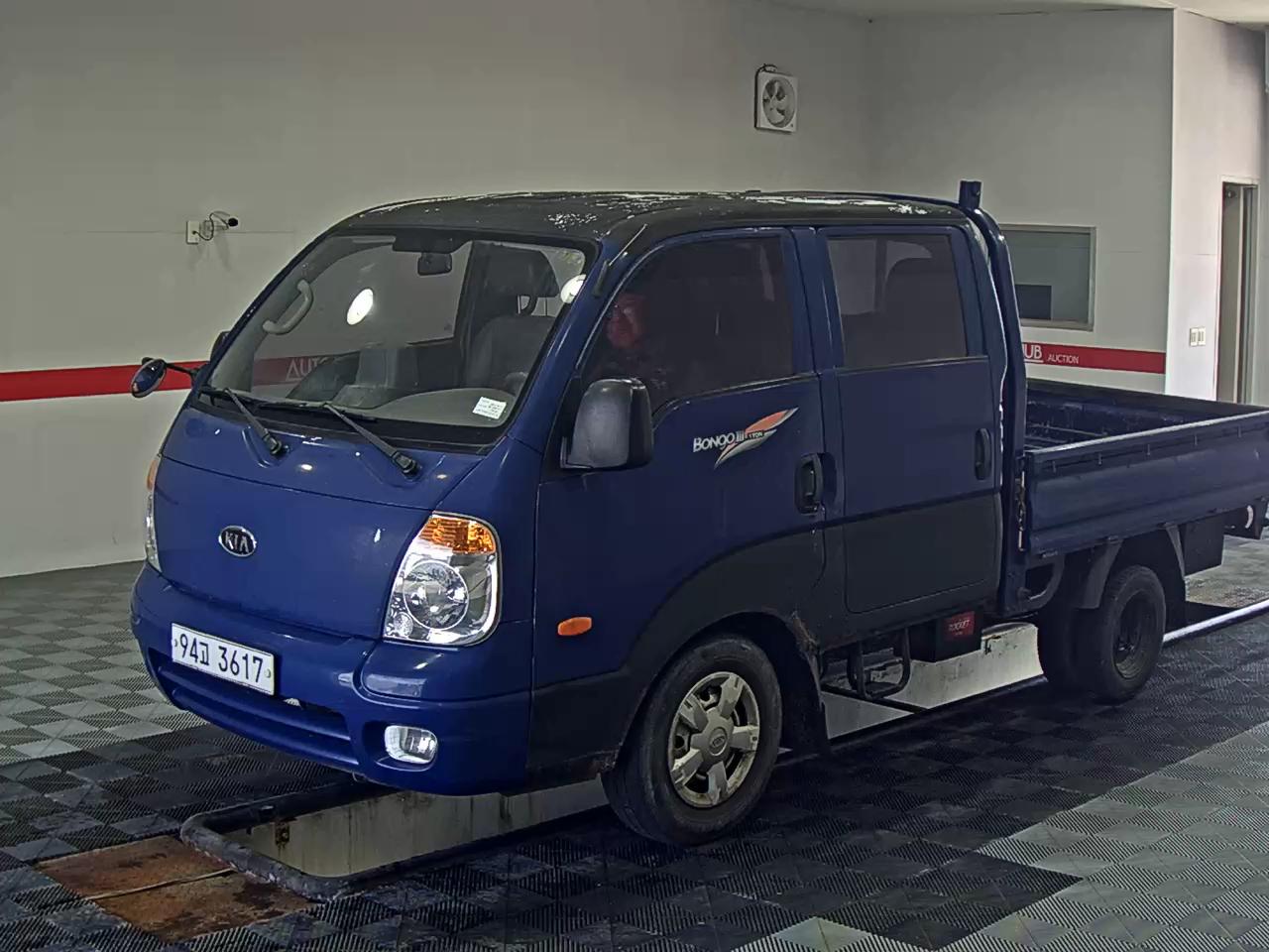 2012 - kia bongo