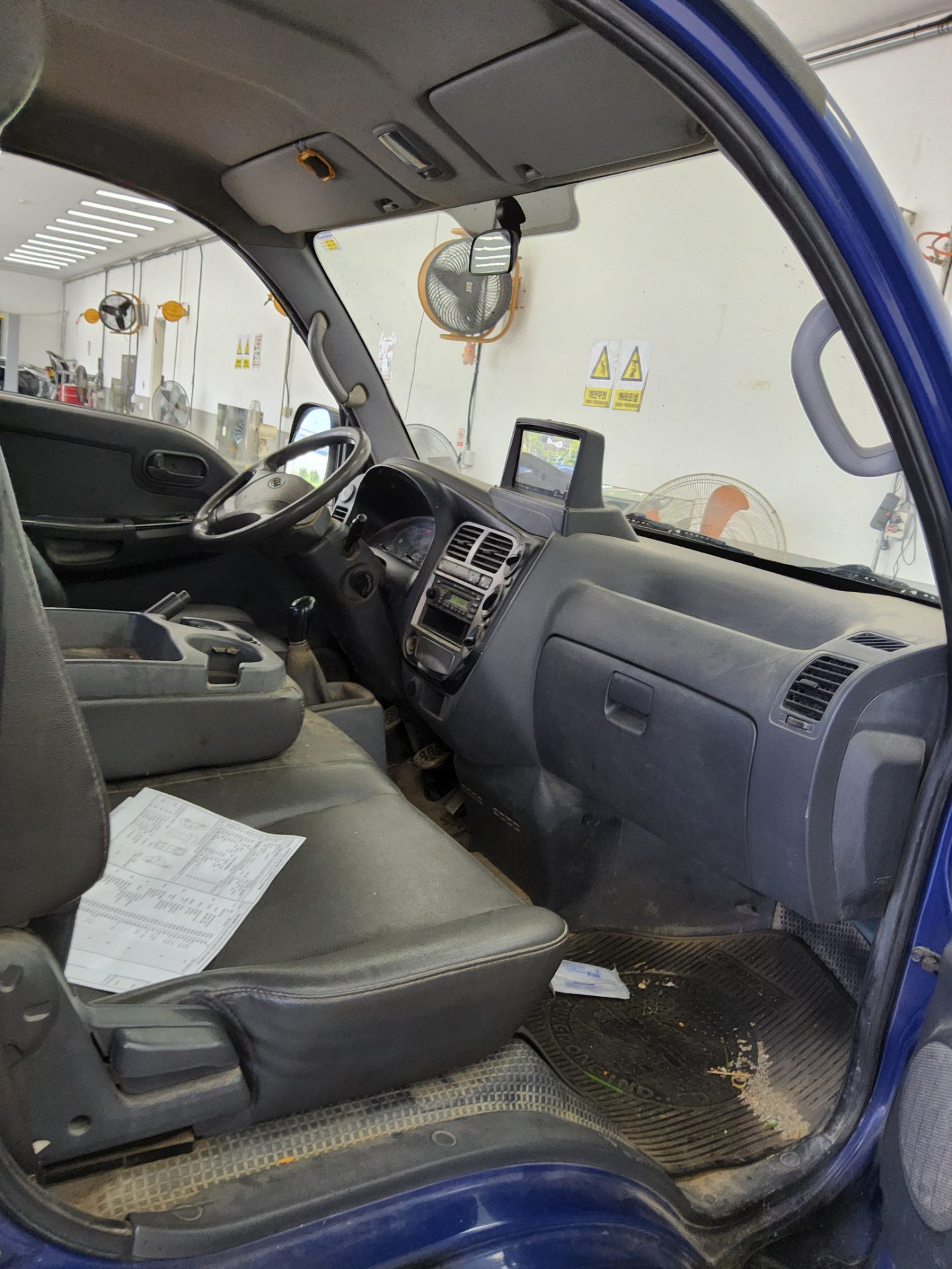 2012 - kia bongo