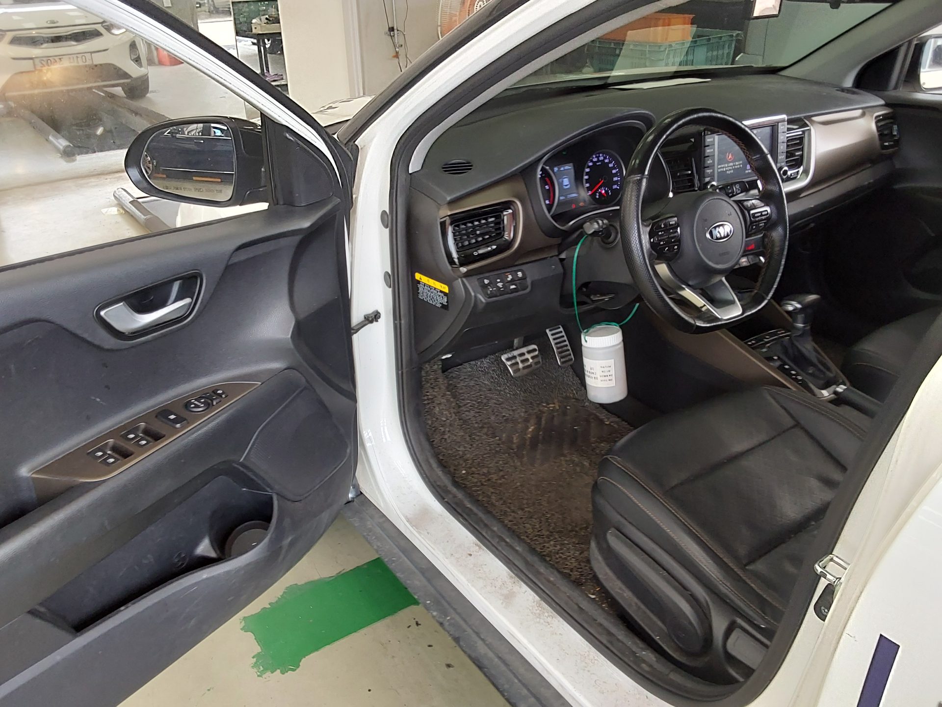 2019 - kia stonic