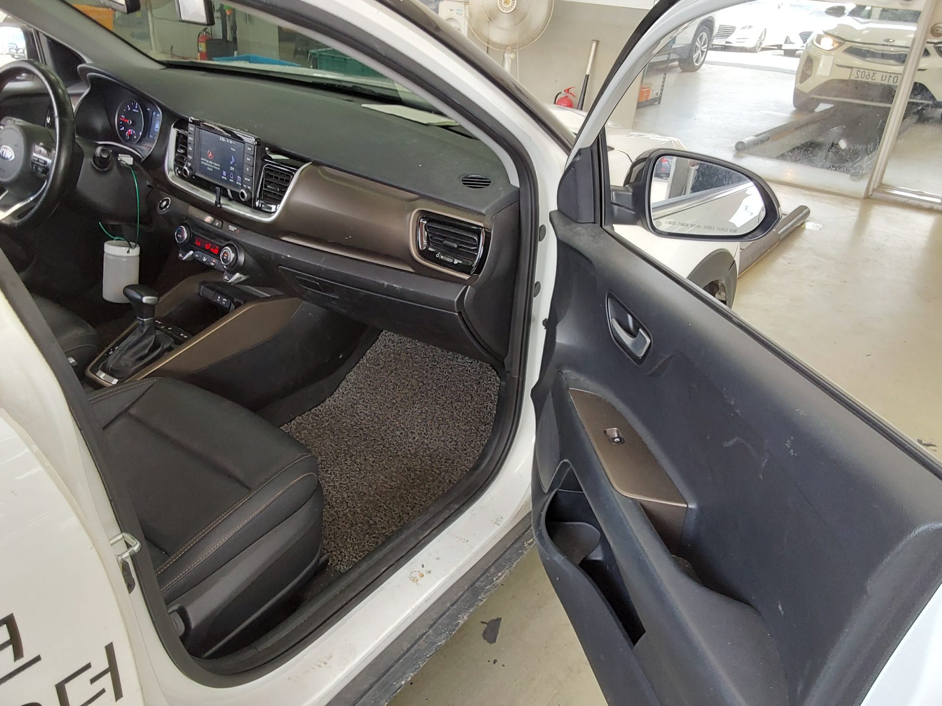 2019 - kia stonic
