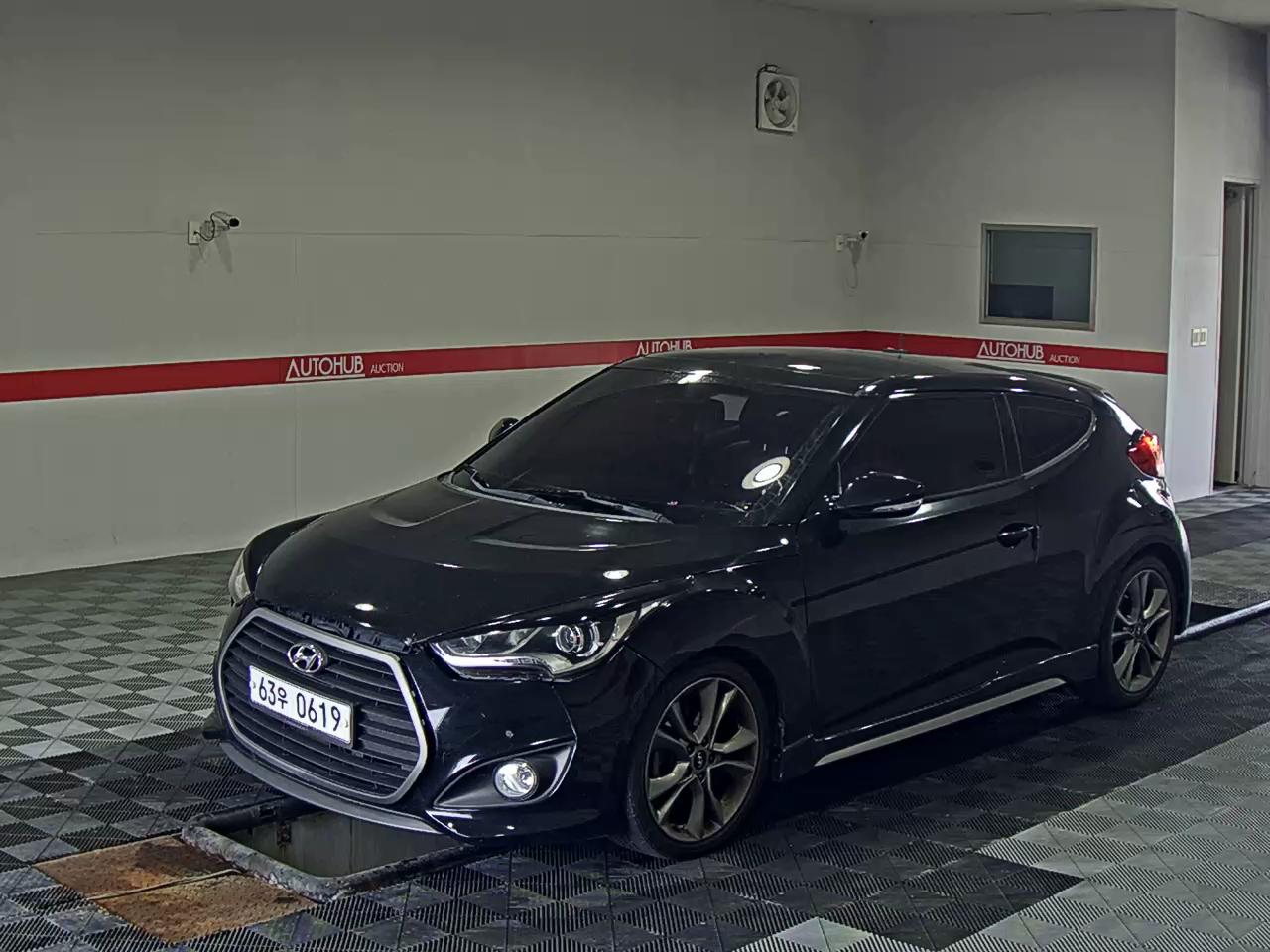 2016 - hyundai veloster