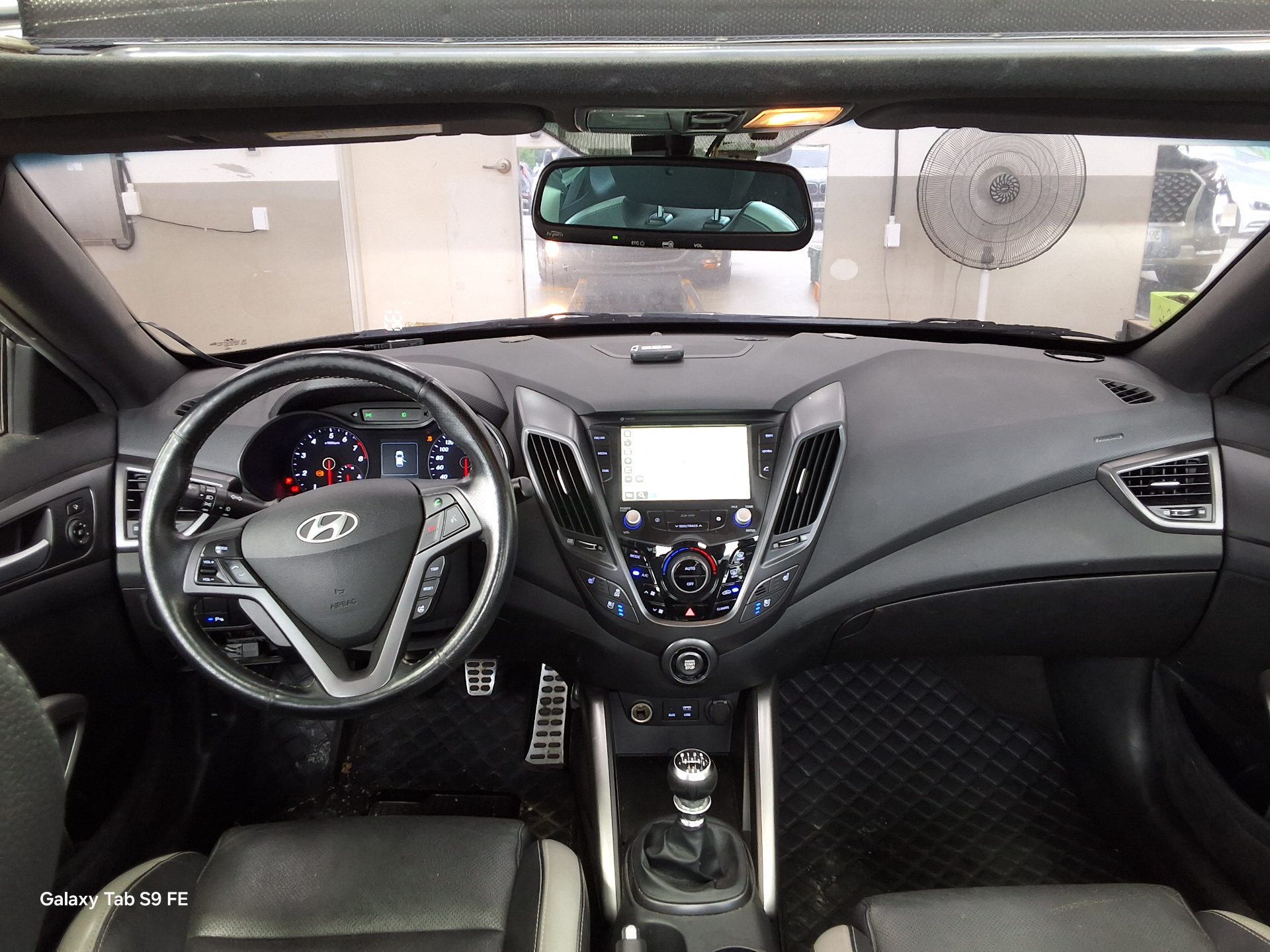 2016 - hyundai veloster