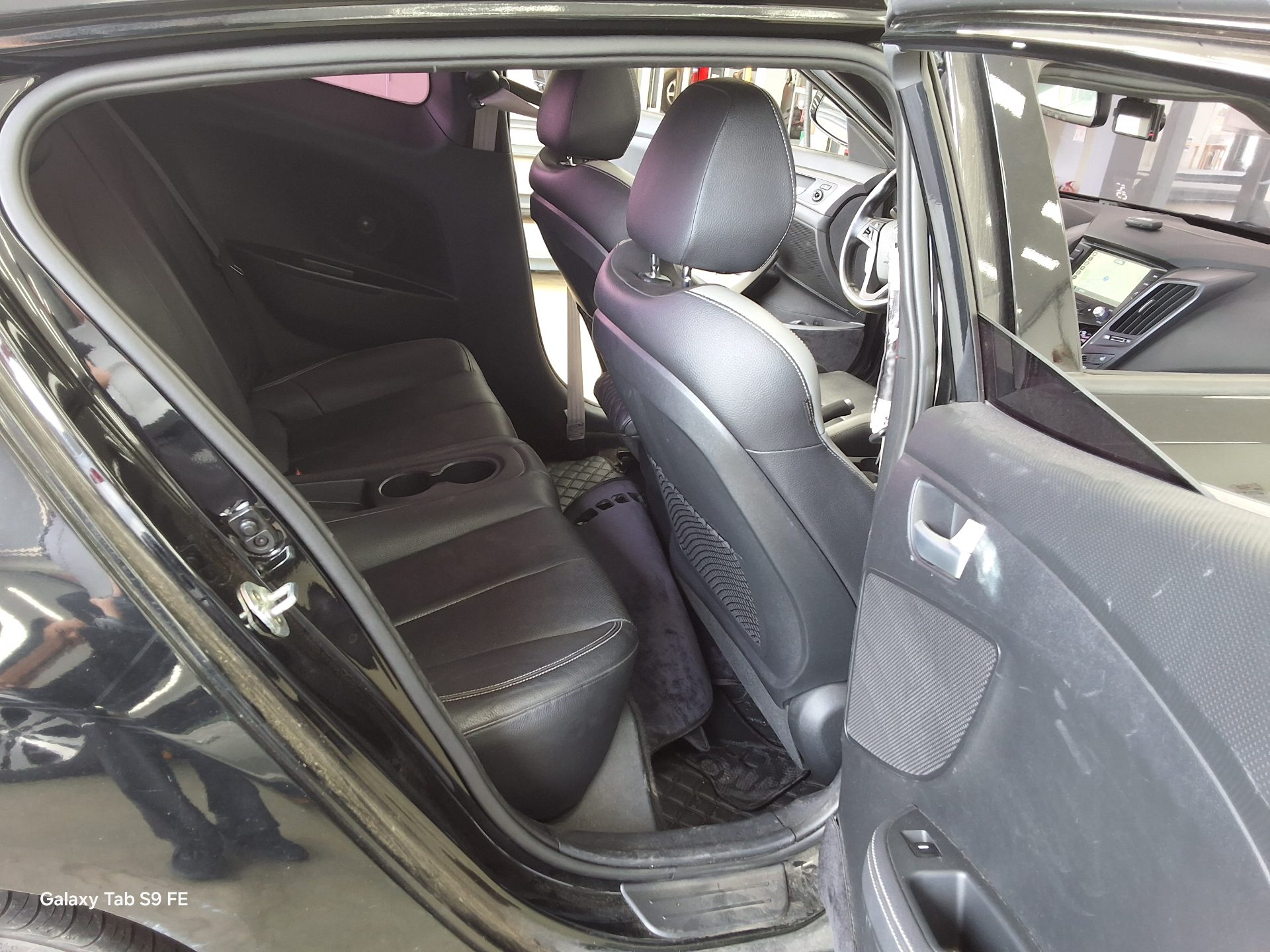 2016 - hyundai veloster