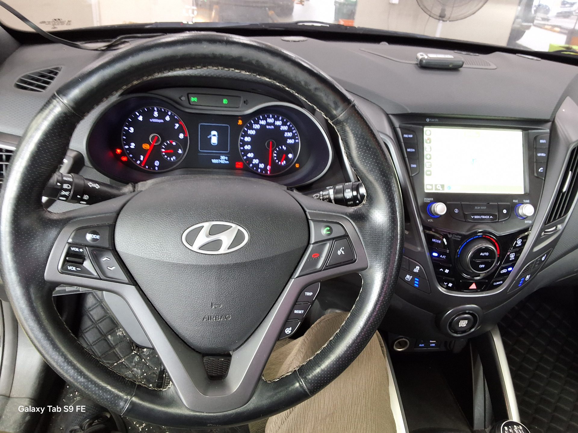 2016 - hyundai veloster