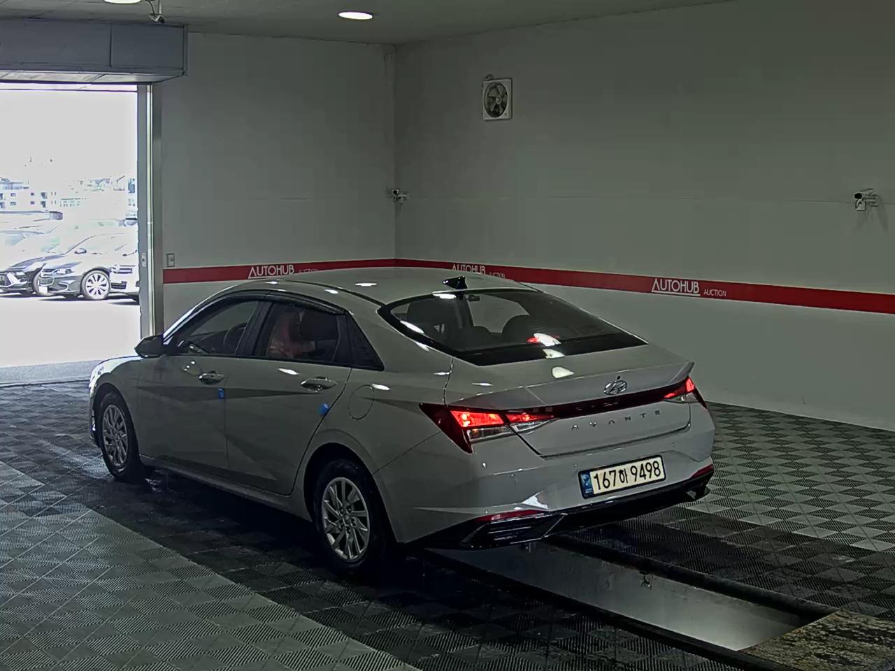 2021 - hyundai avante