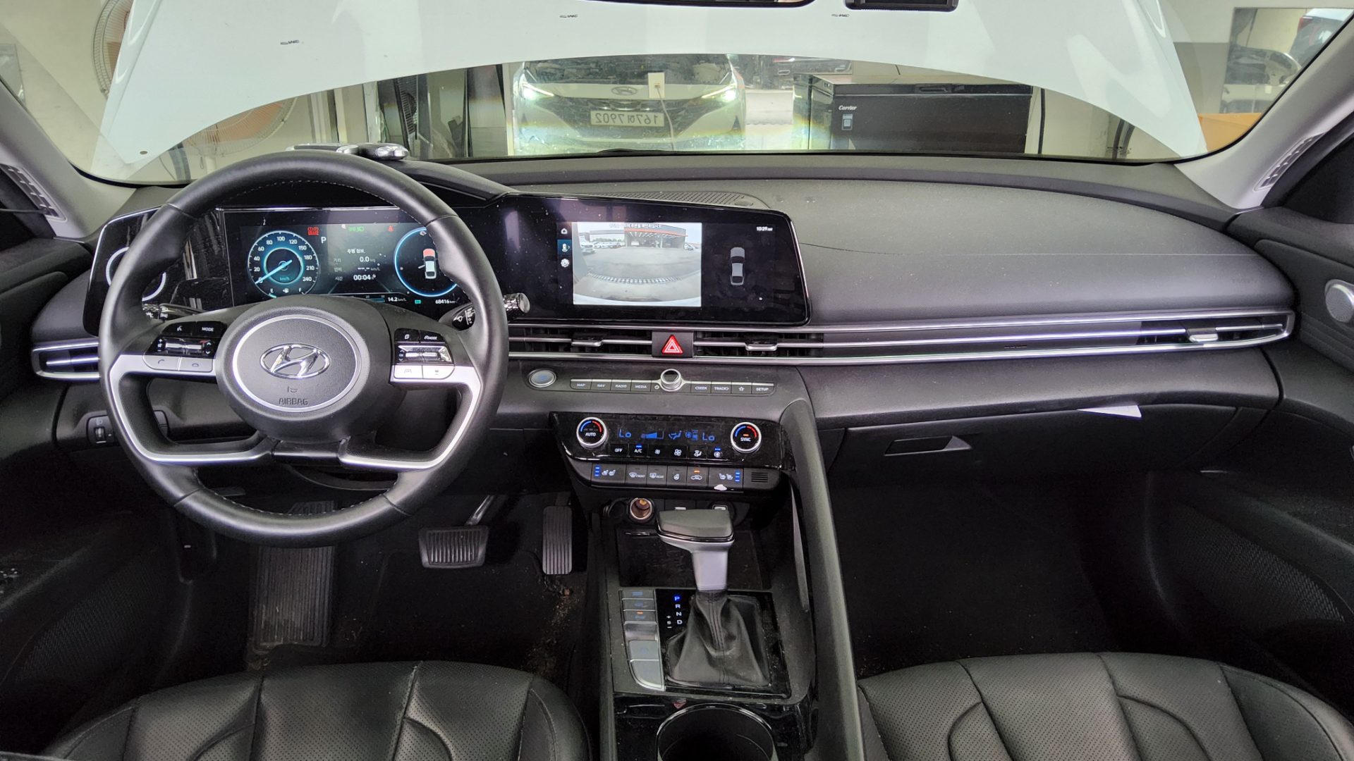 2021 - hyundai avante