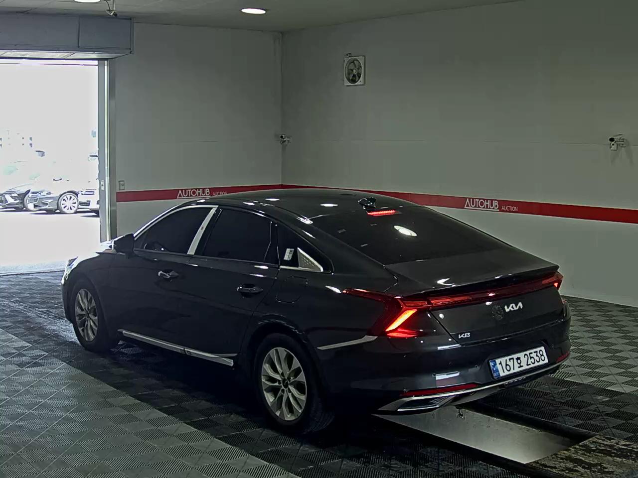 2023 - kia k8