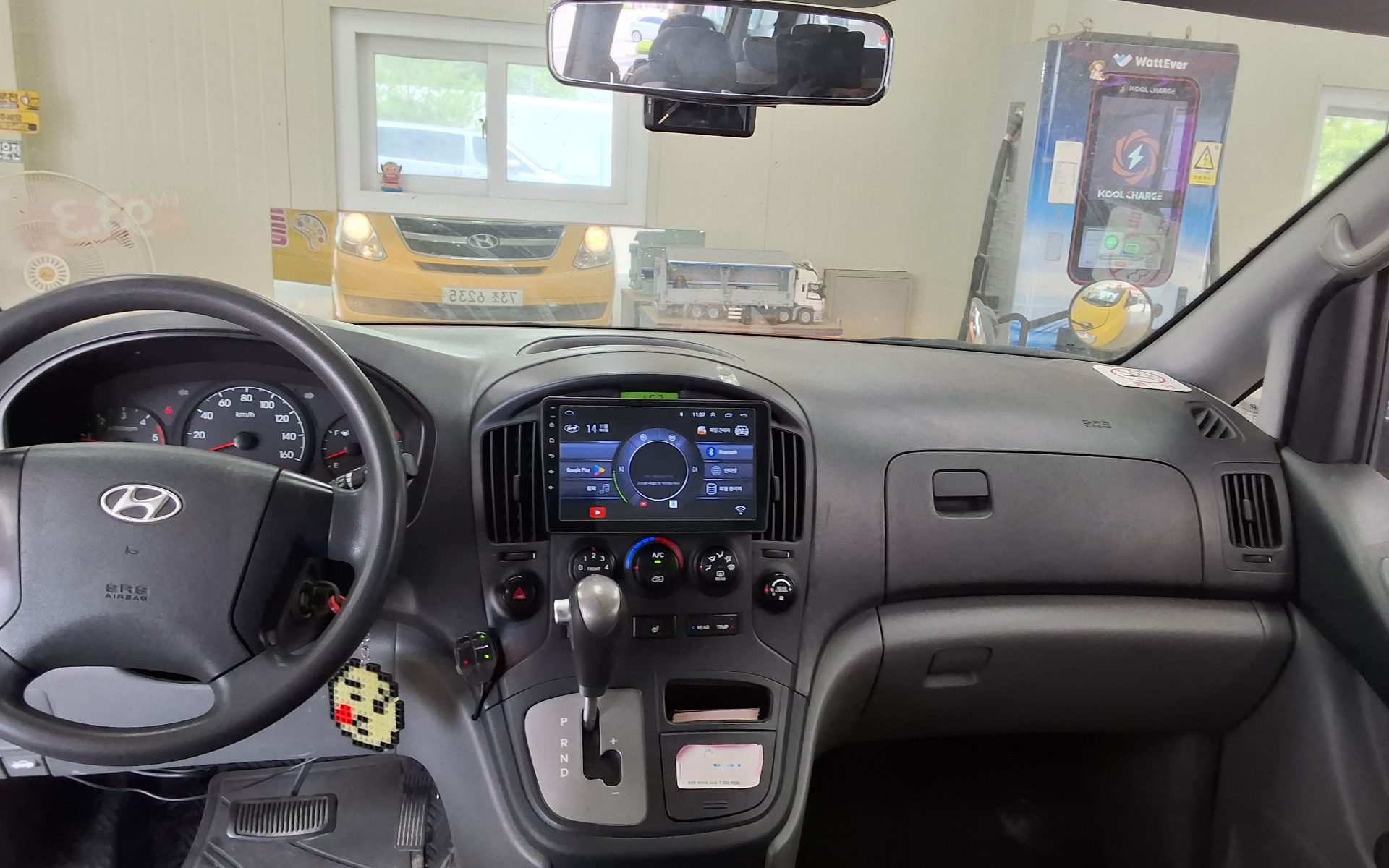 2014 - hyundai grand starex