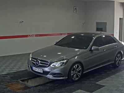 MERCEDES-BENZ CLASS (4TH GEN) E300 AVANTGARDE