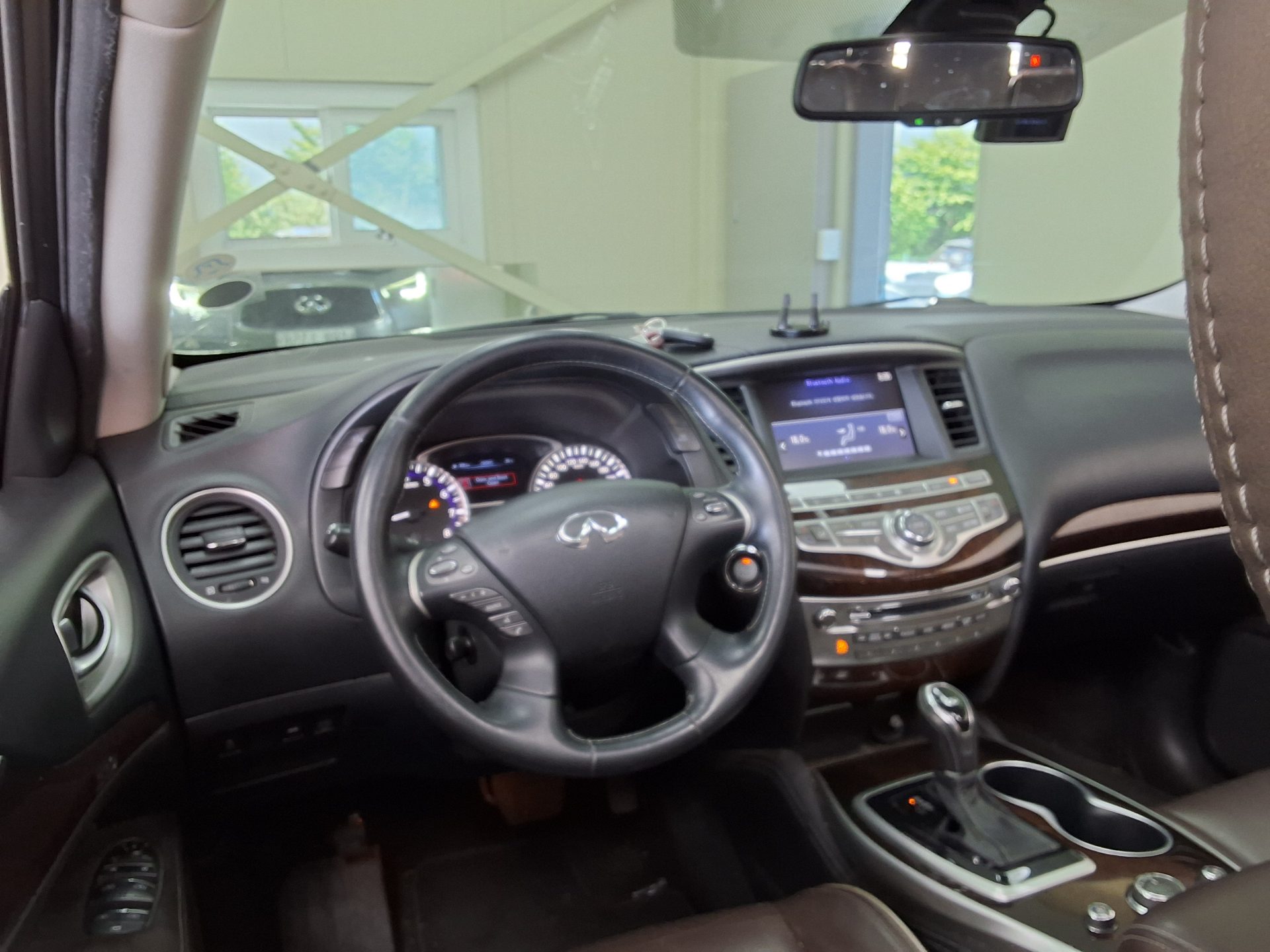2017 - infiniti qx60