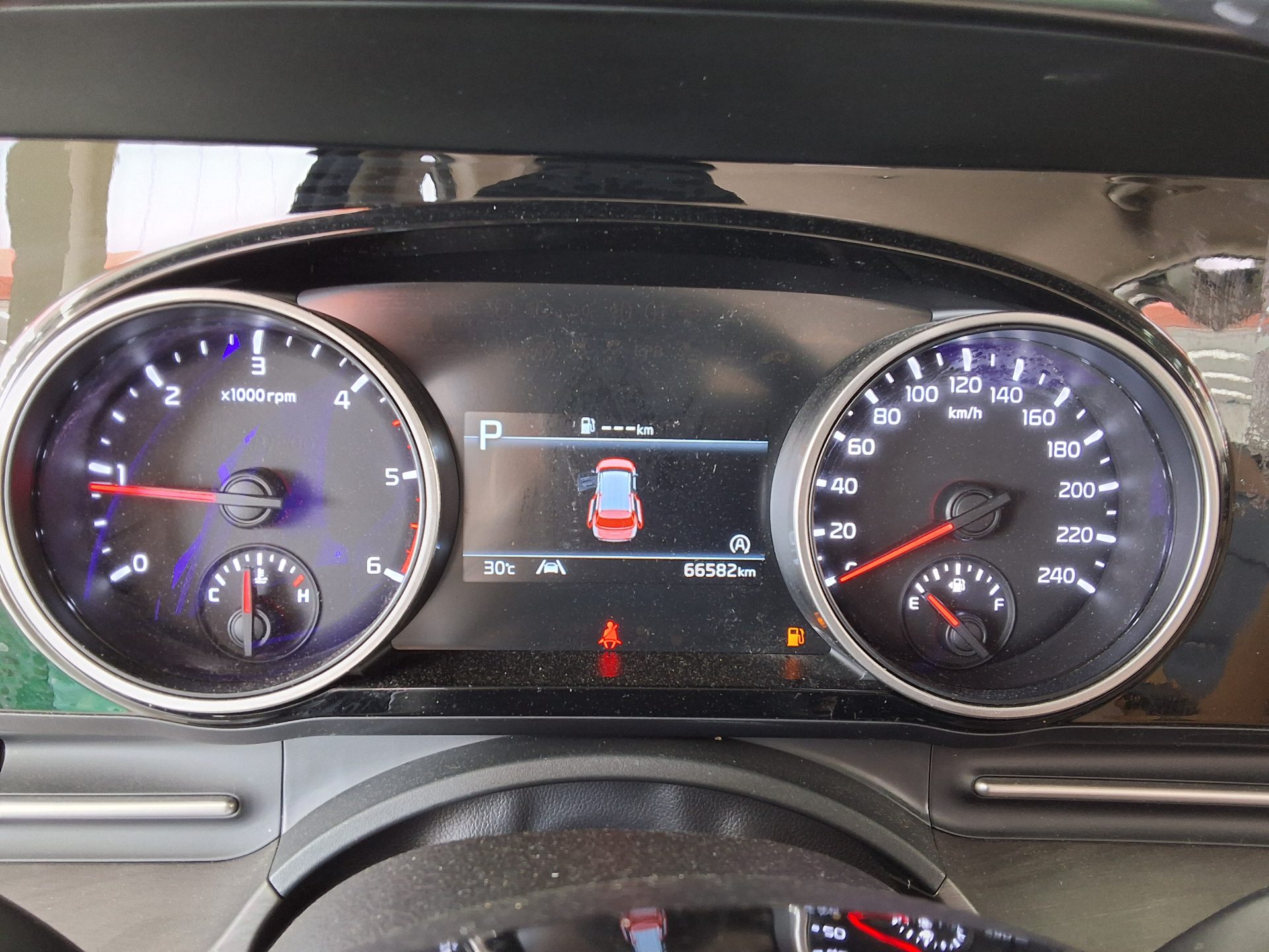 2023 - kia carnival