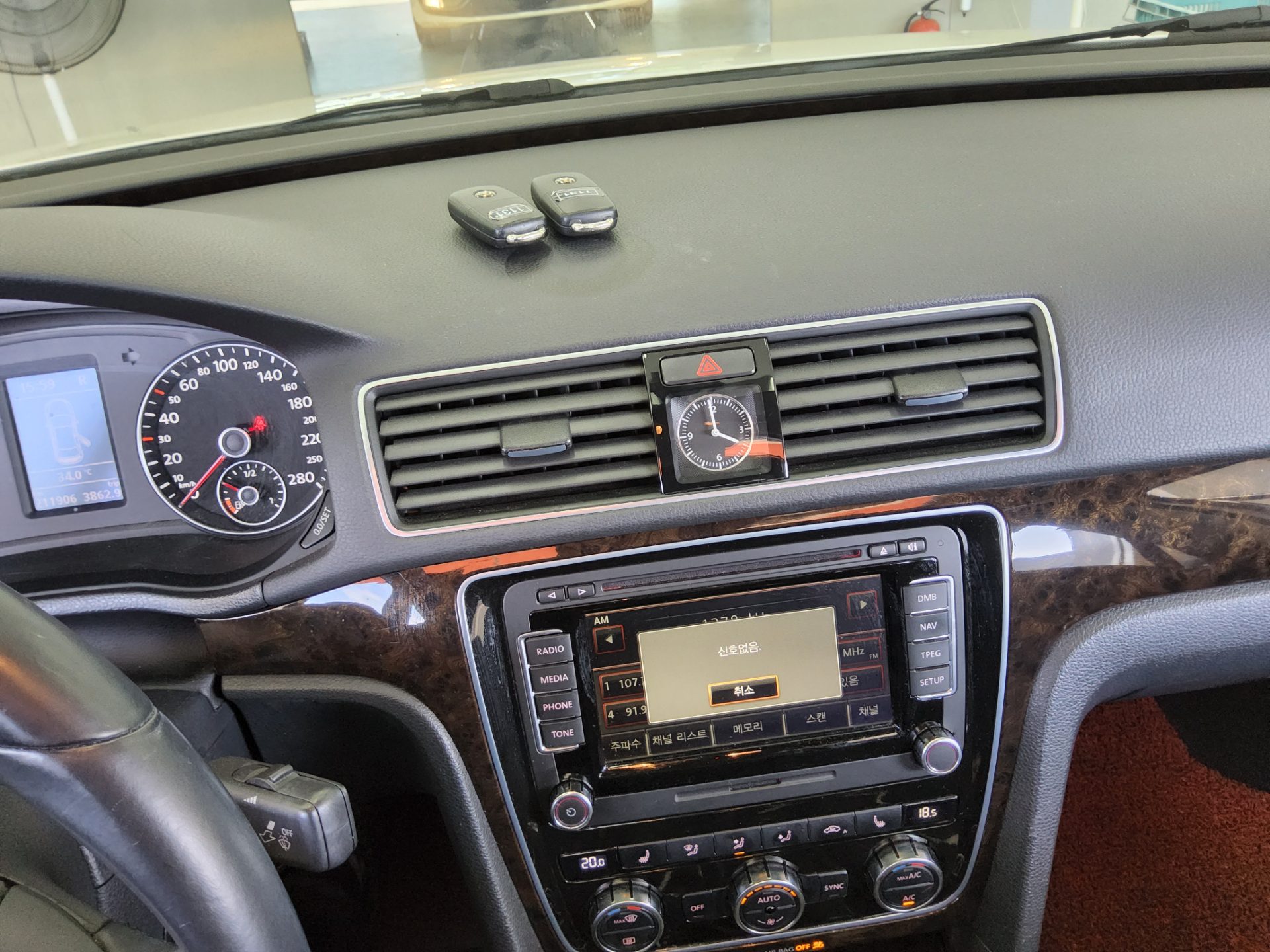 2014 - volkswagen passat